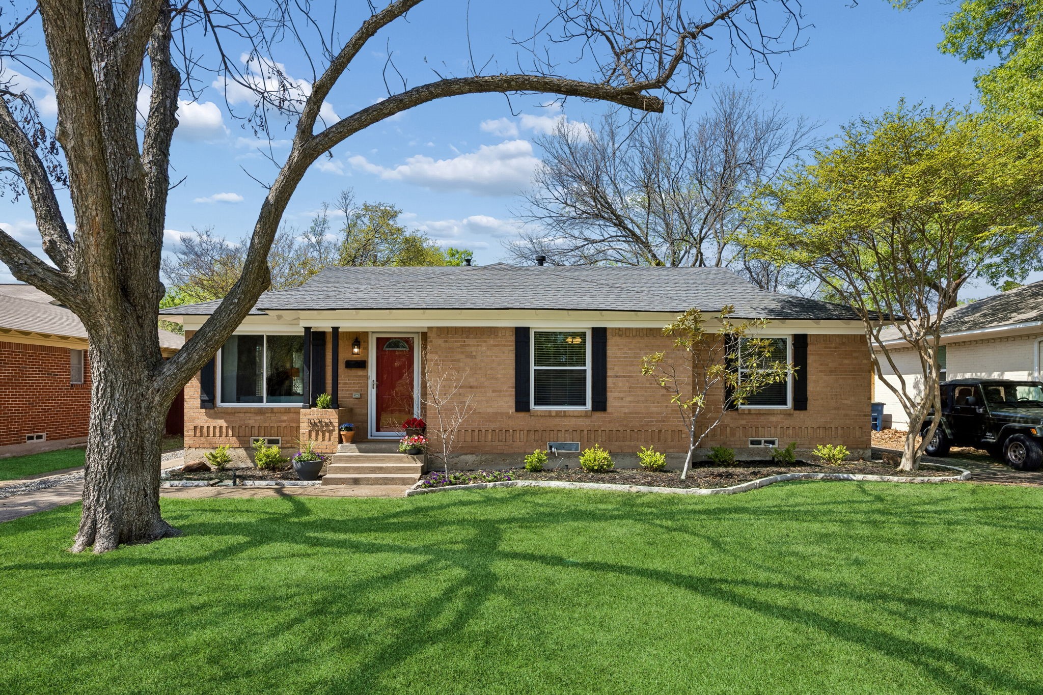 10253 San Juan Avenue