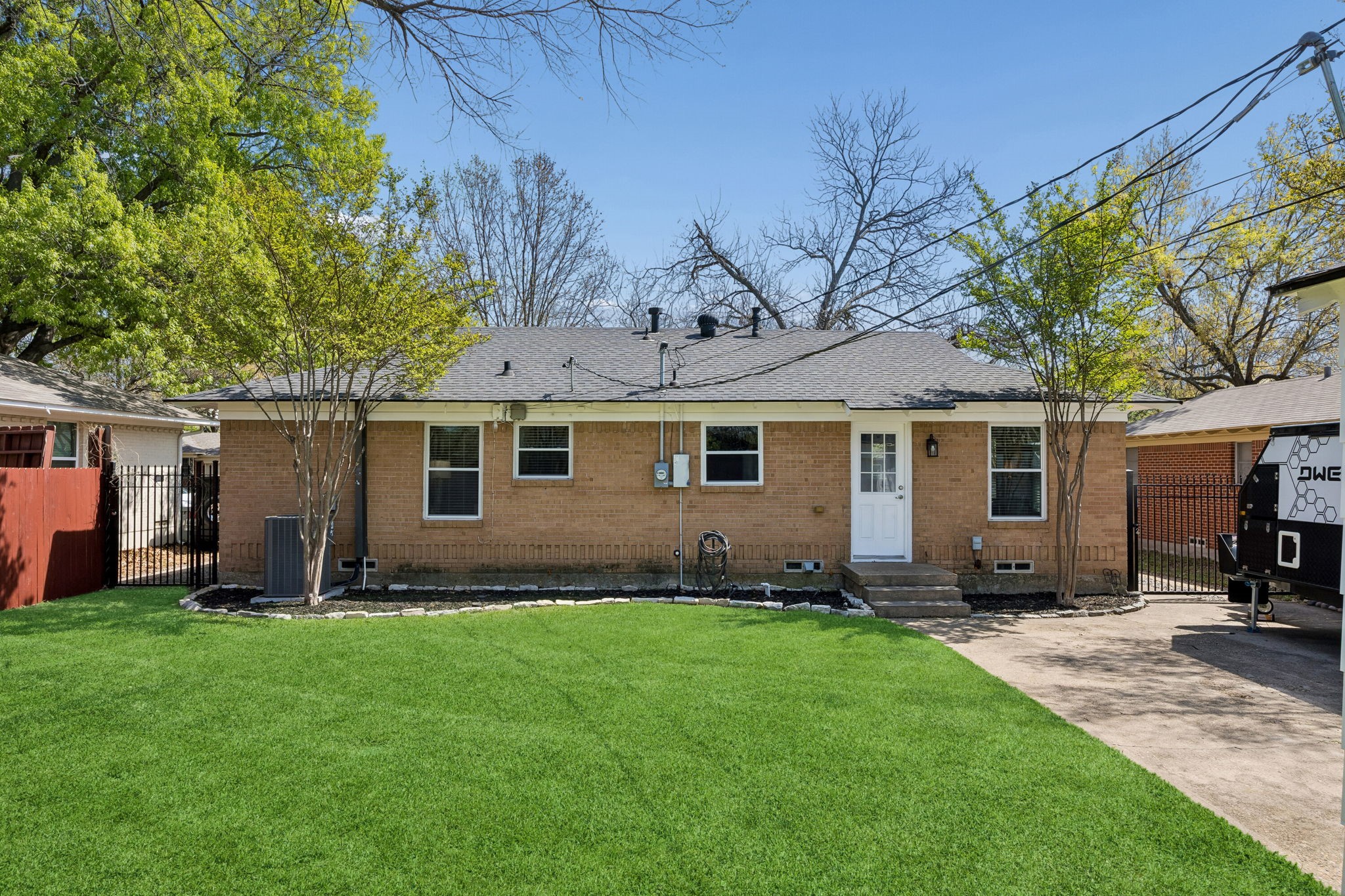 10253 San Juan Avenue