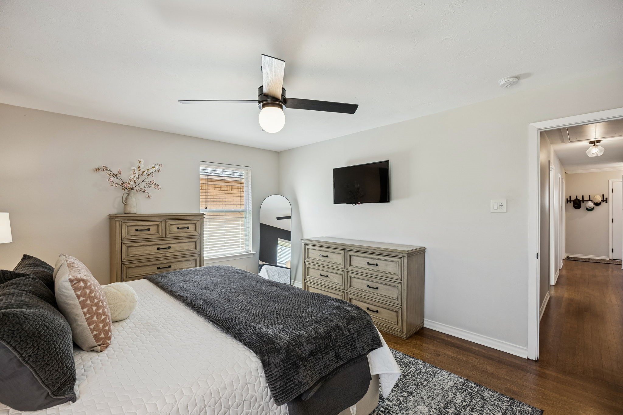 9646 Livenshire Drive