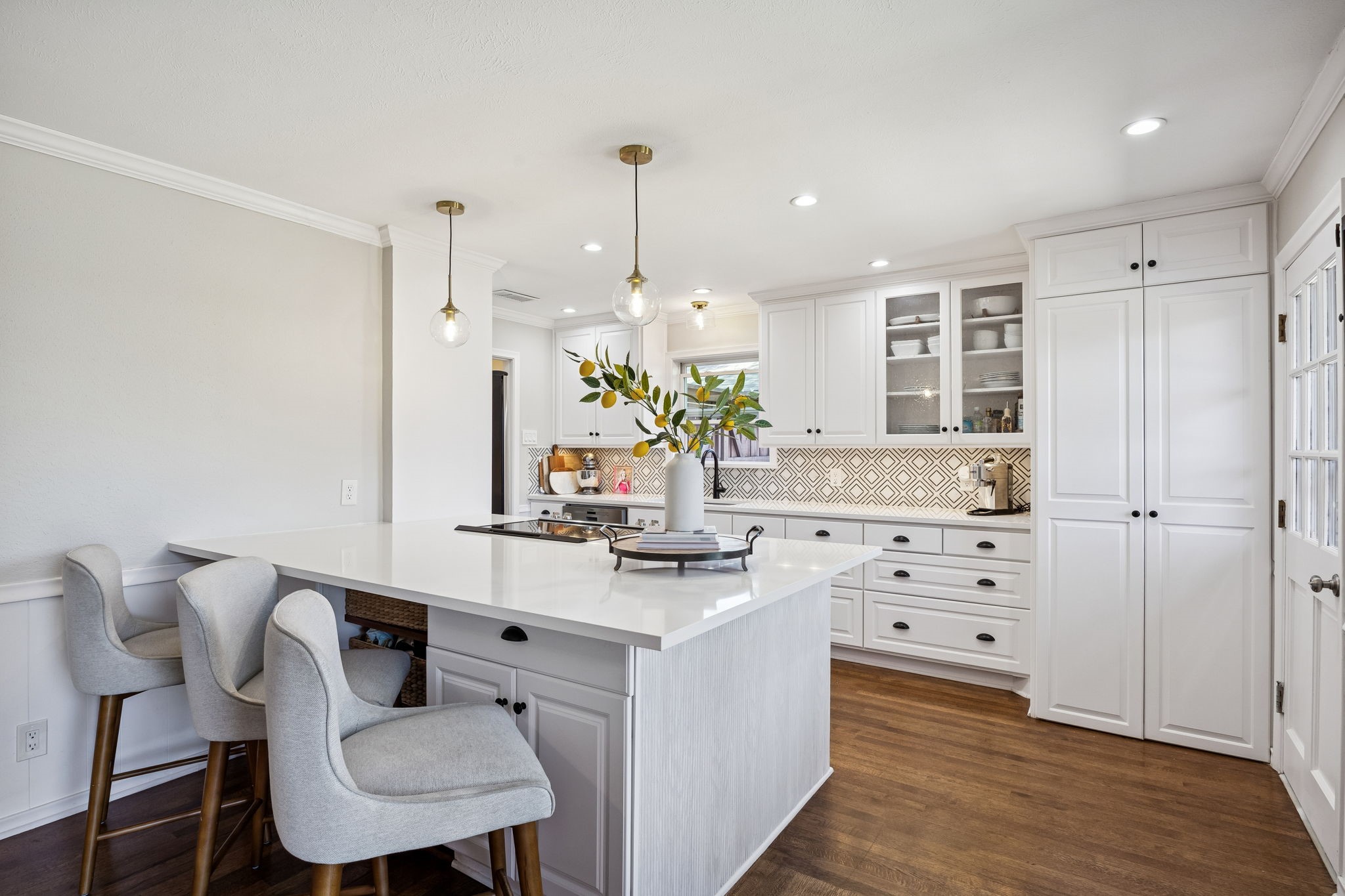 9646 Livenshire Drive