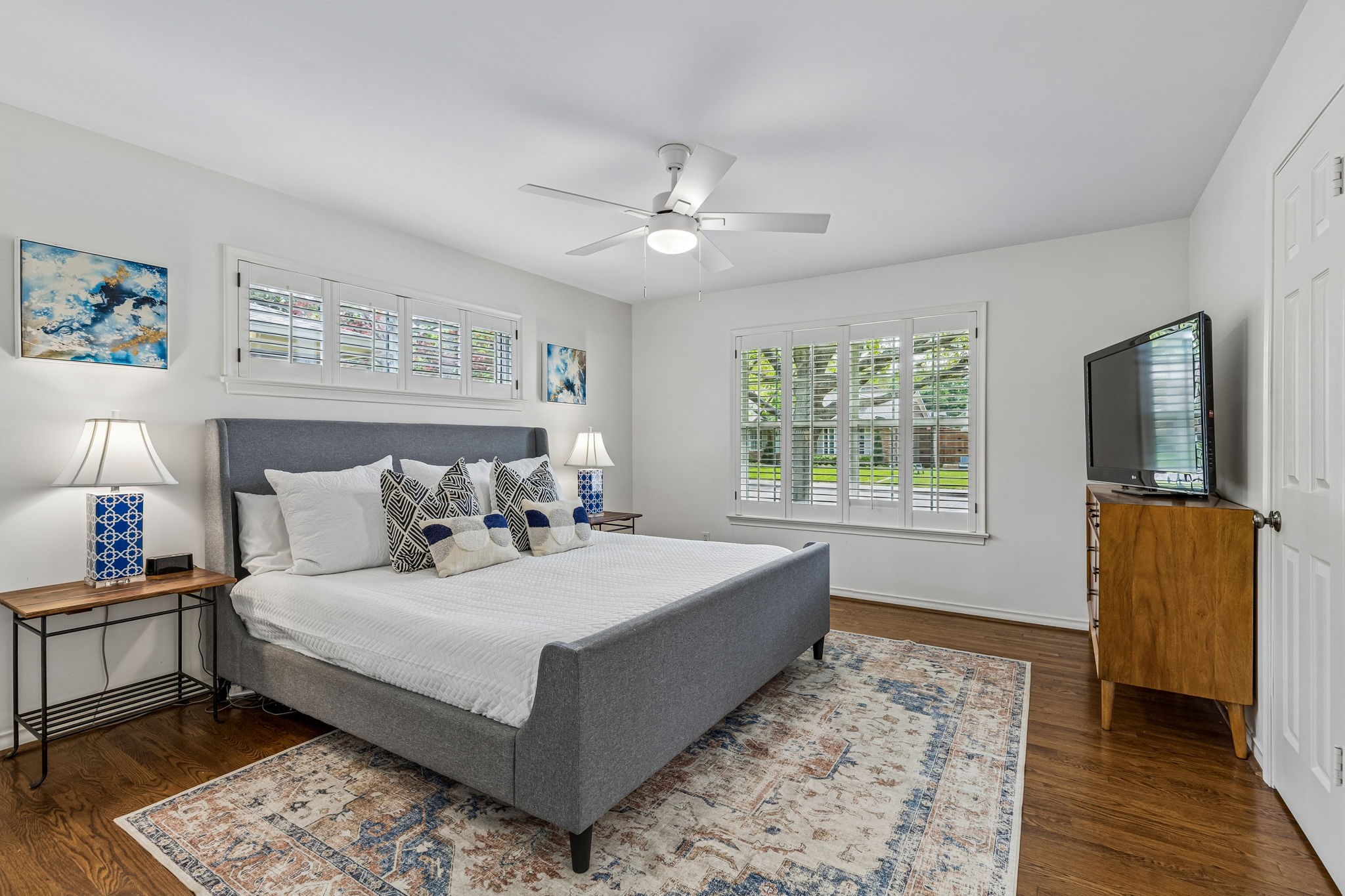 9469 Gatetrail Drive