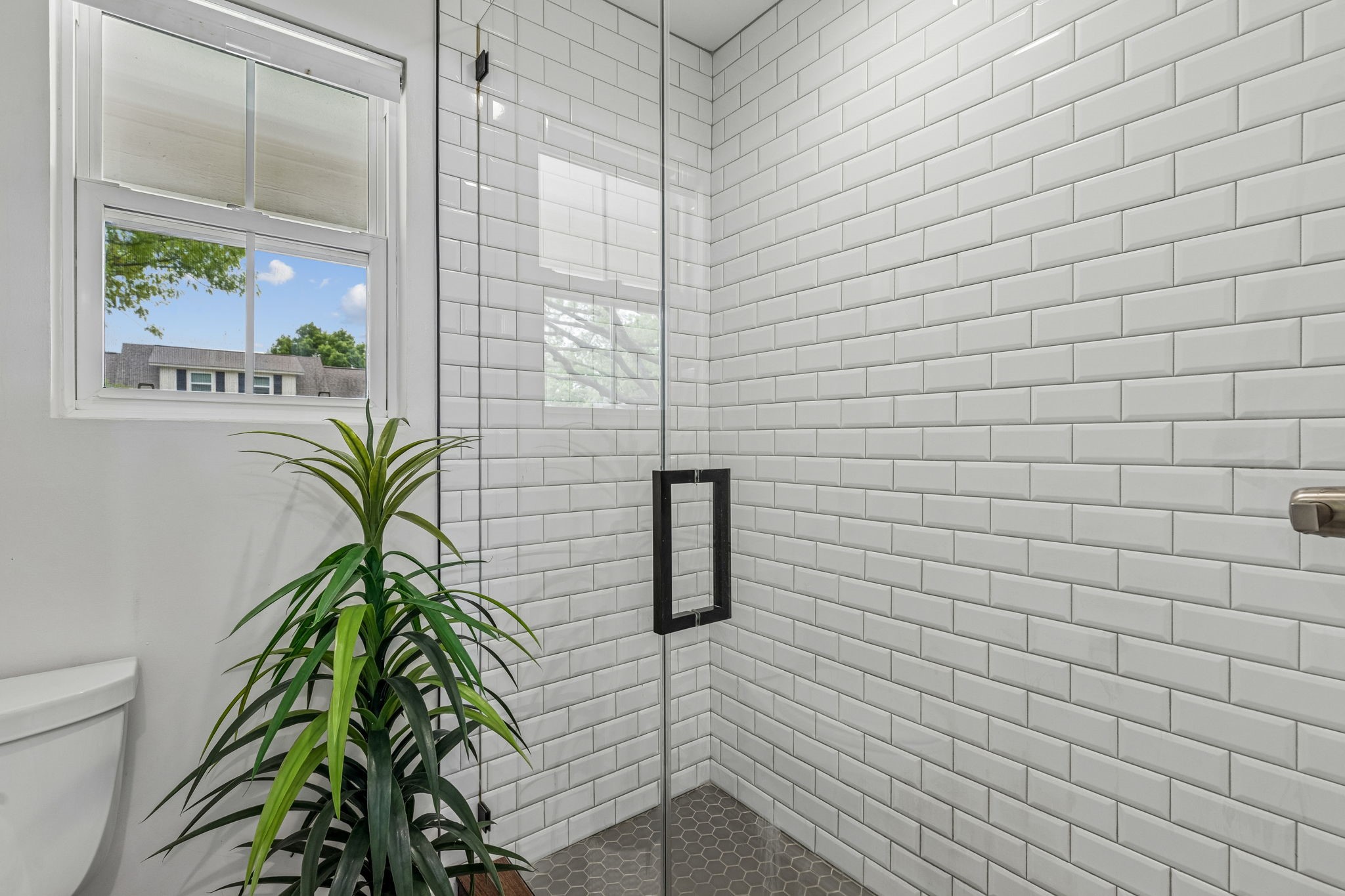 9469 Gatetrail Drive