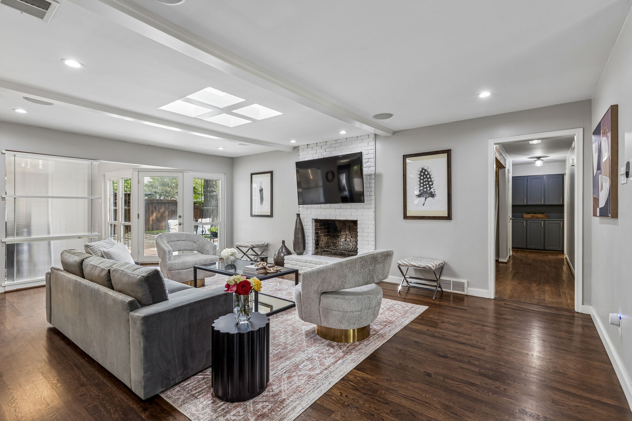 9469 Gatetrail Drive