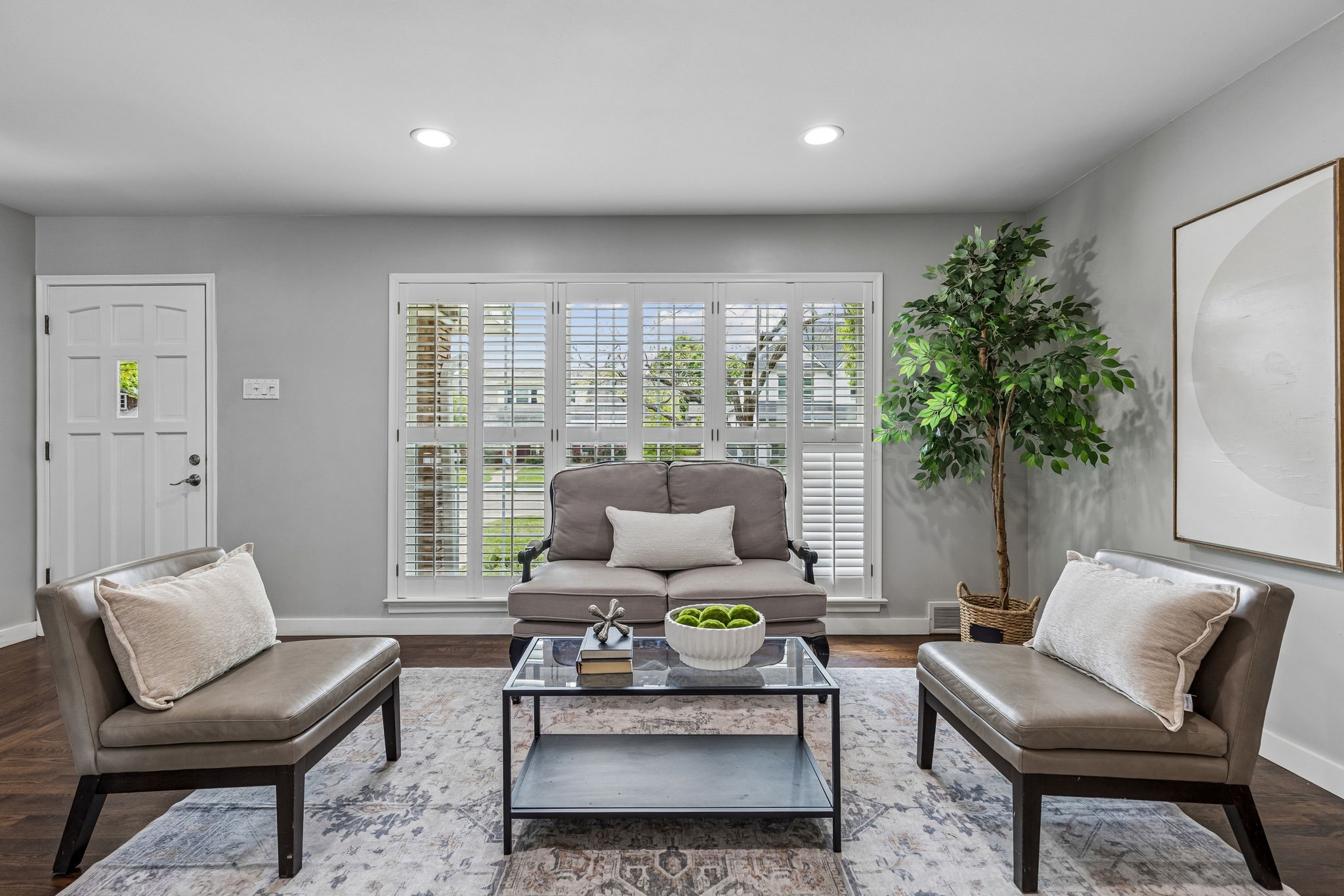 9469 Gatetrail Drive