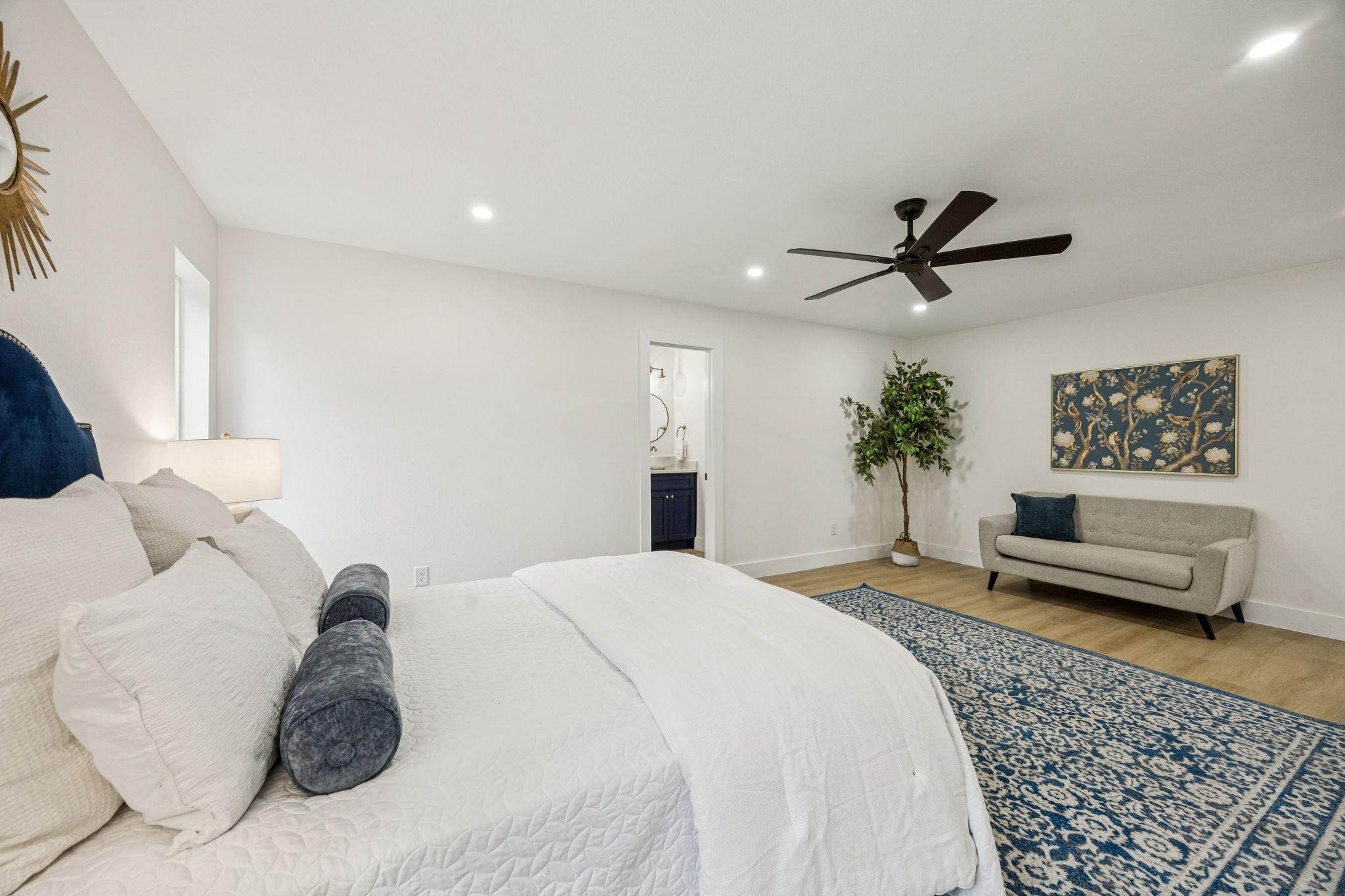 3401 Valley View Lane