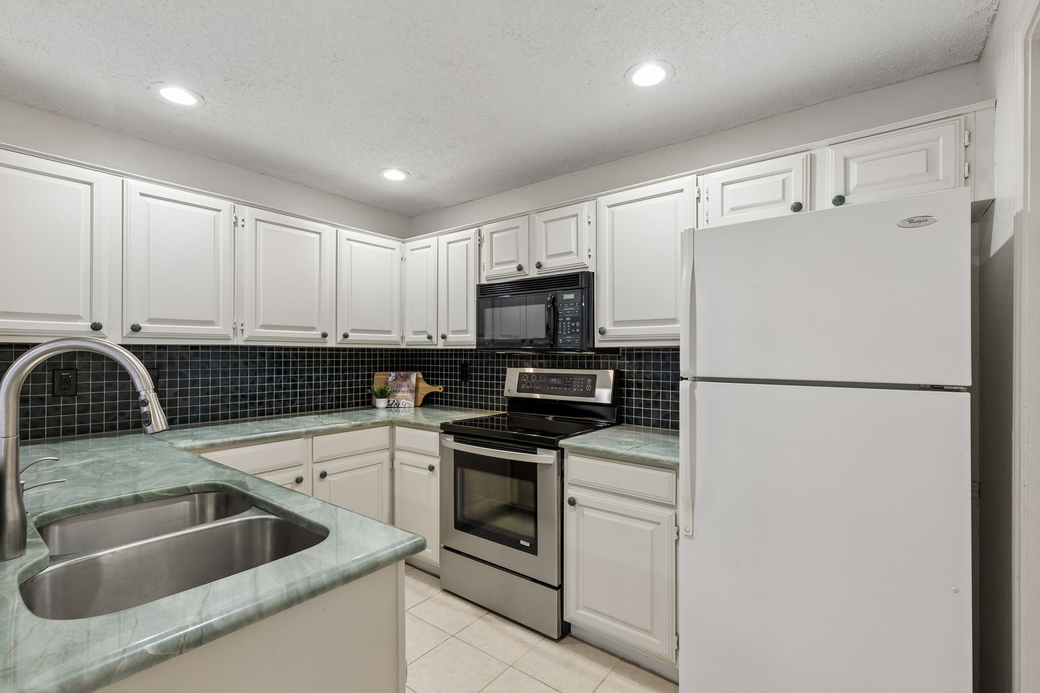 12660 Hillcrest Road