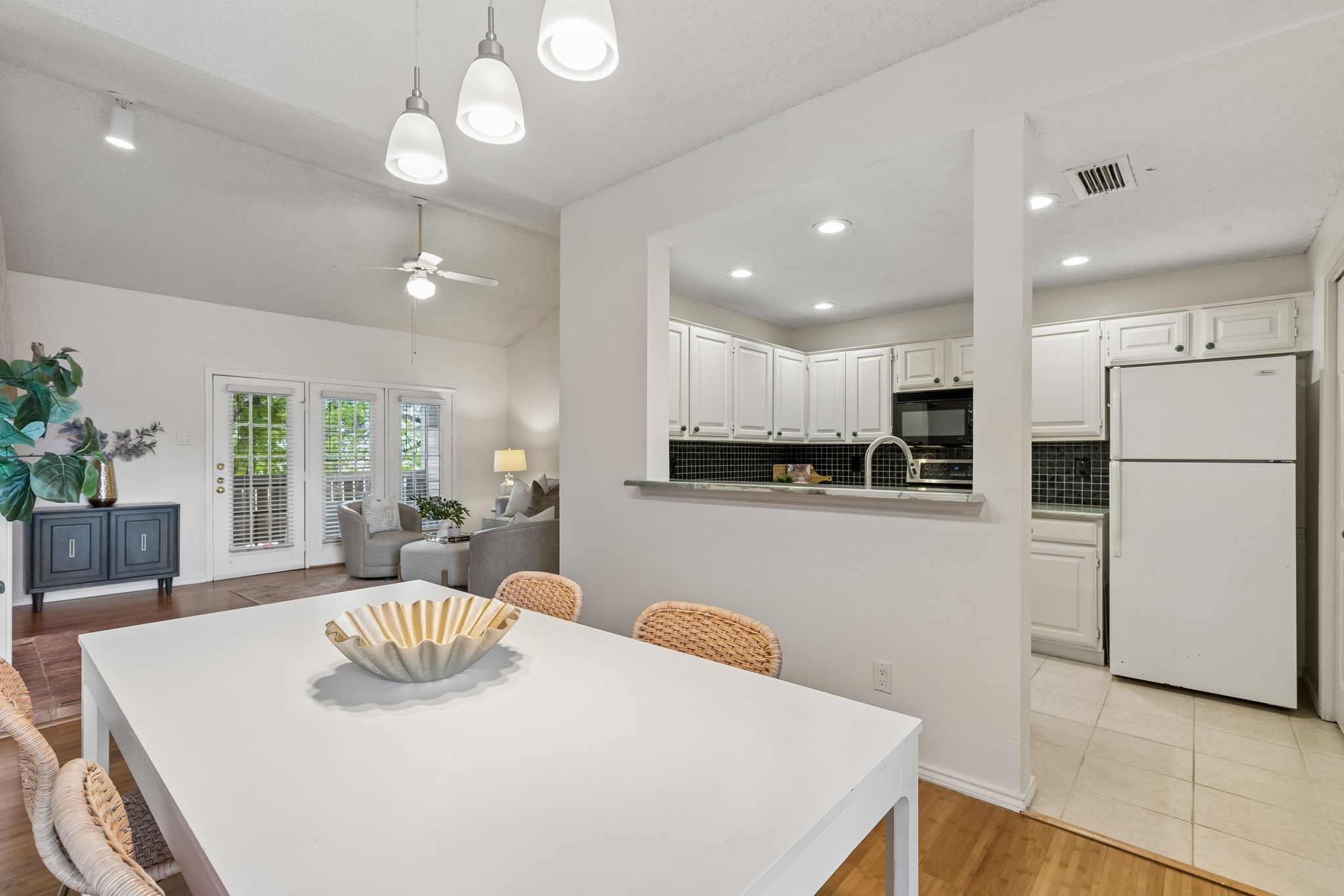 12660 Hillcrest Road