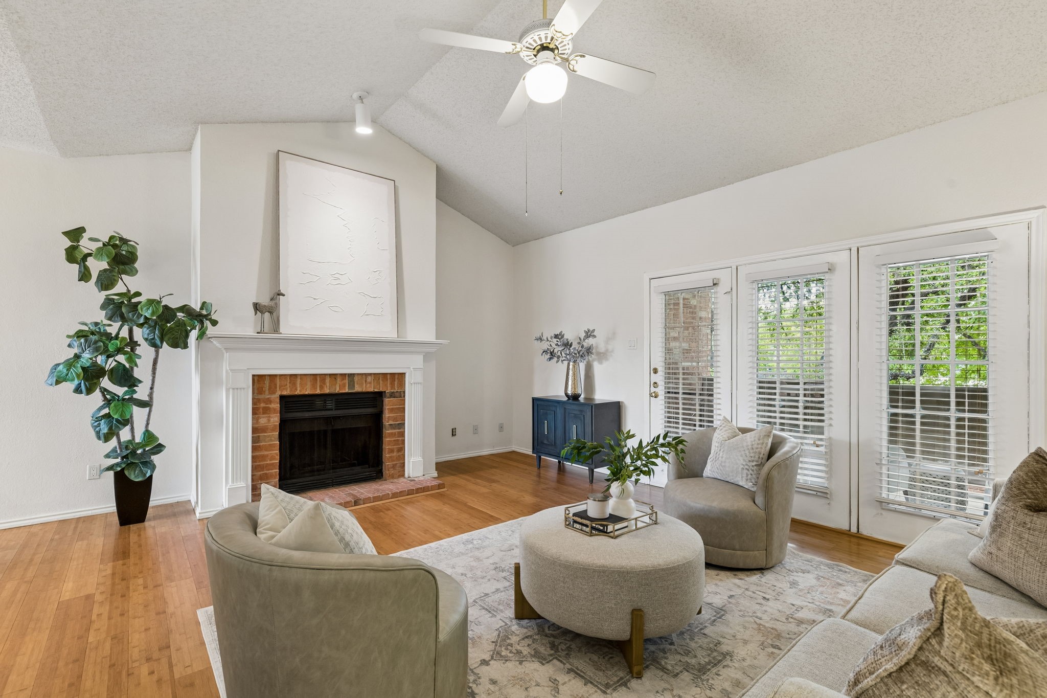 12660 Hillcrest Road