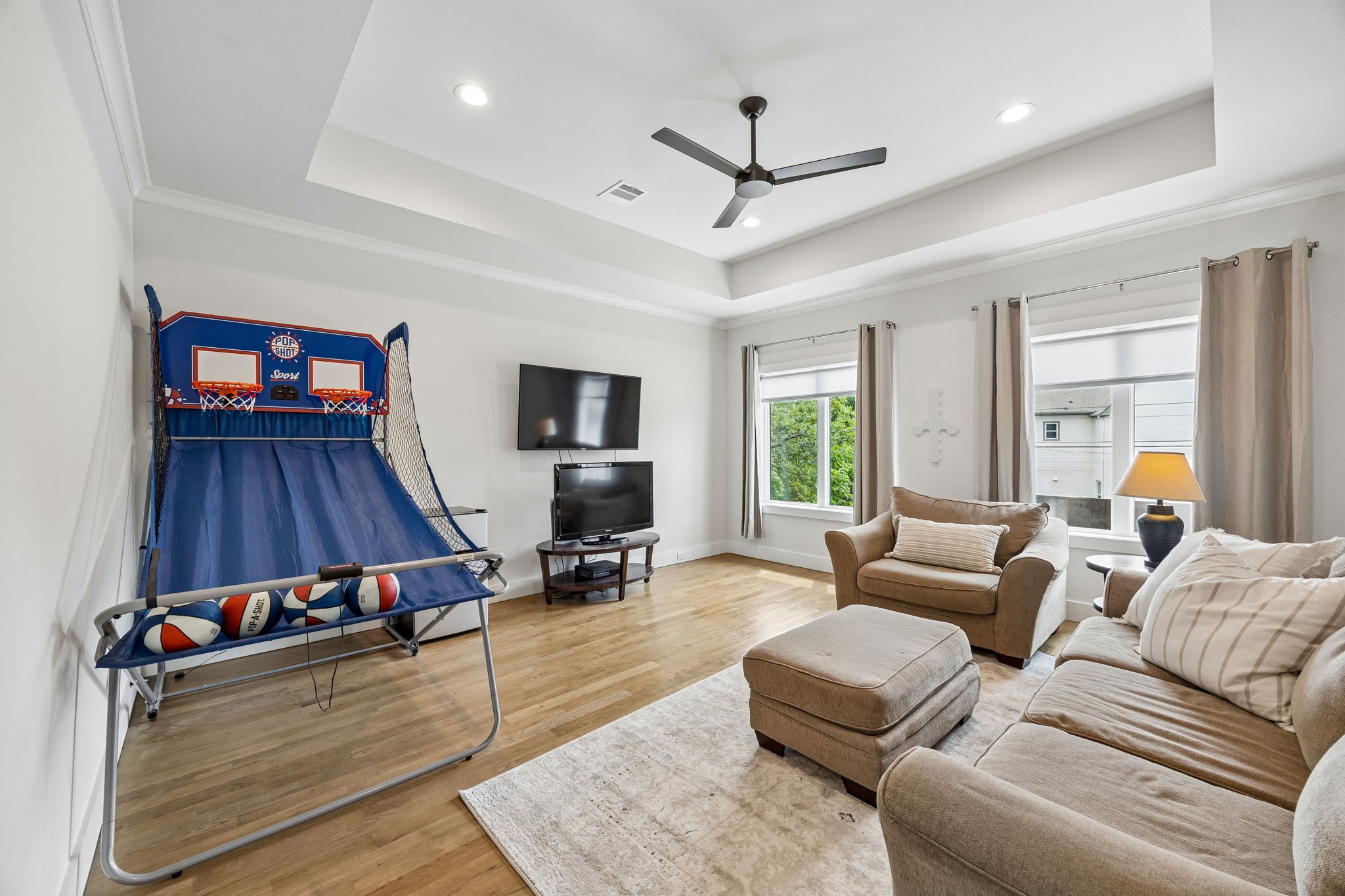 4418 Santa Barbara Drive