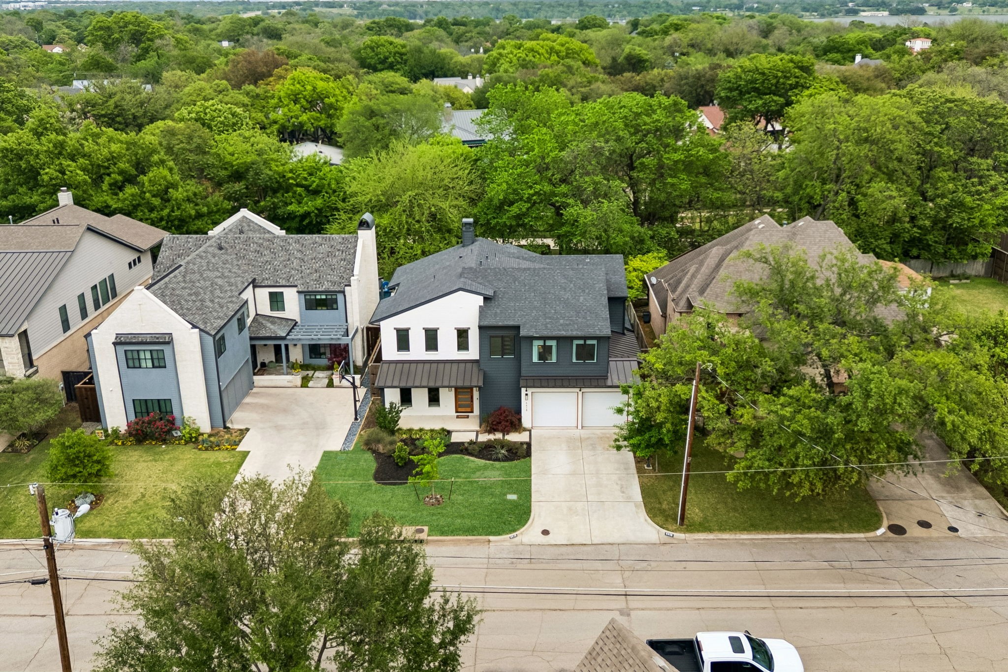 4418 Santa Barbara Drive