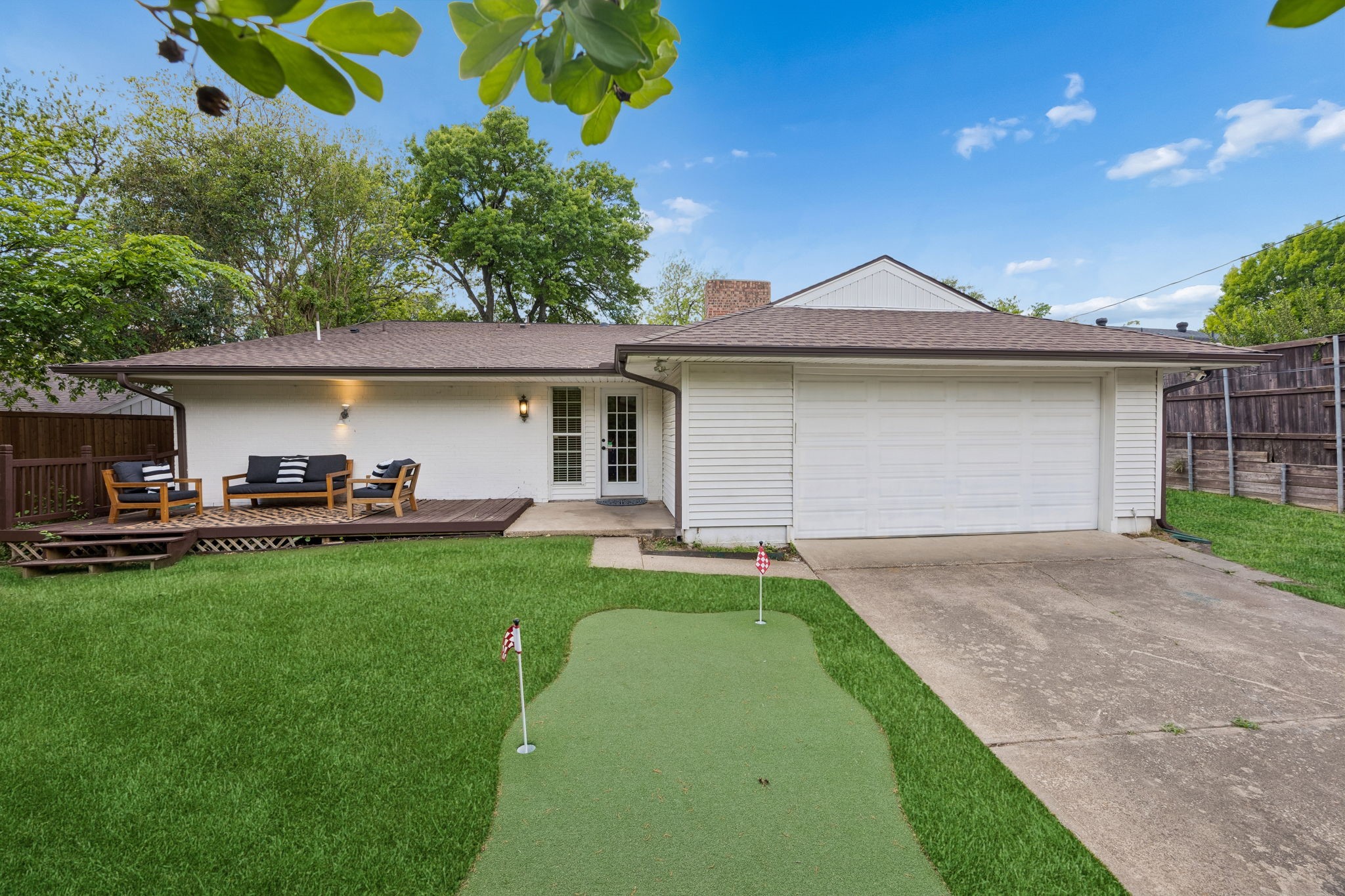 9734 Queenswood Lane