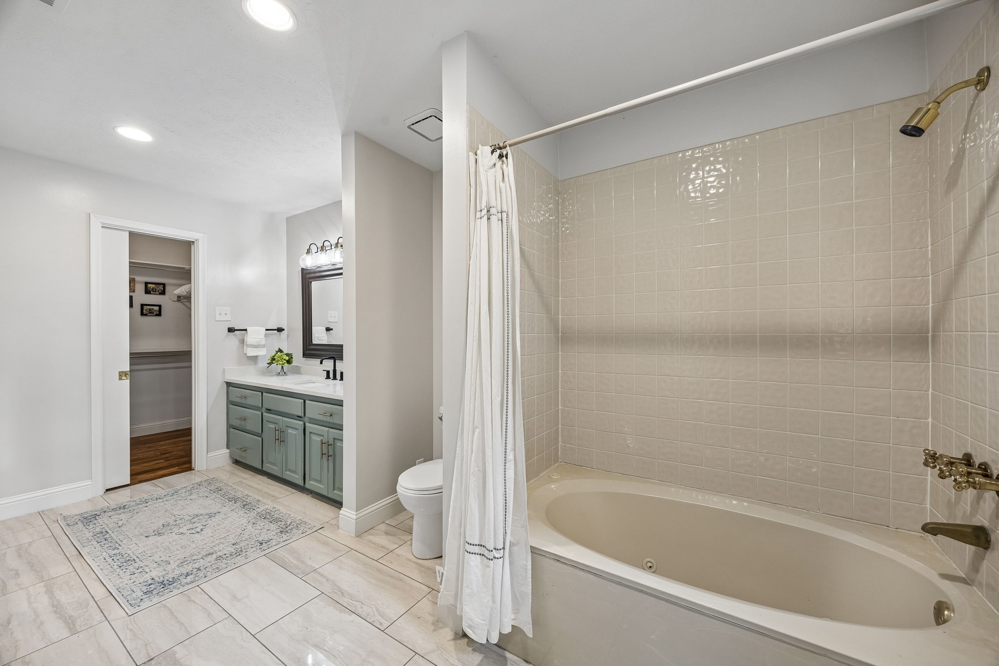 9611 Larchcrest Drive