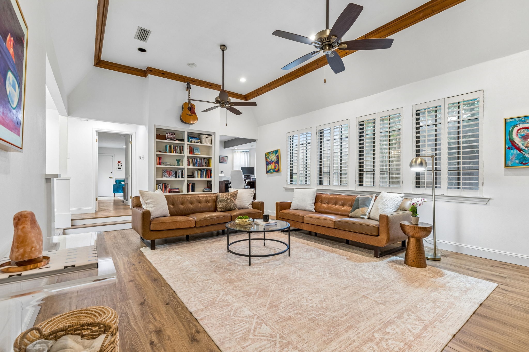 9216 Middle Glen Drive