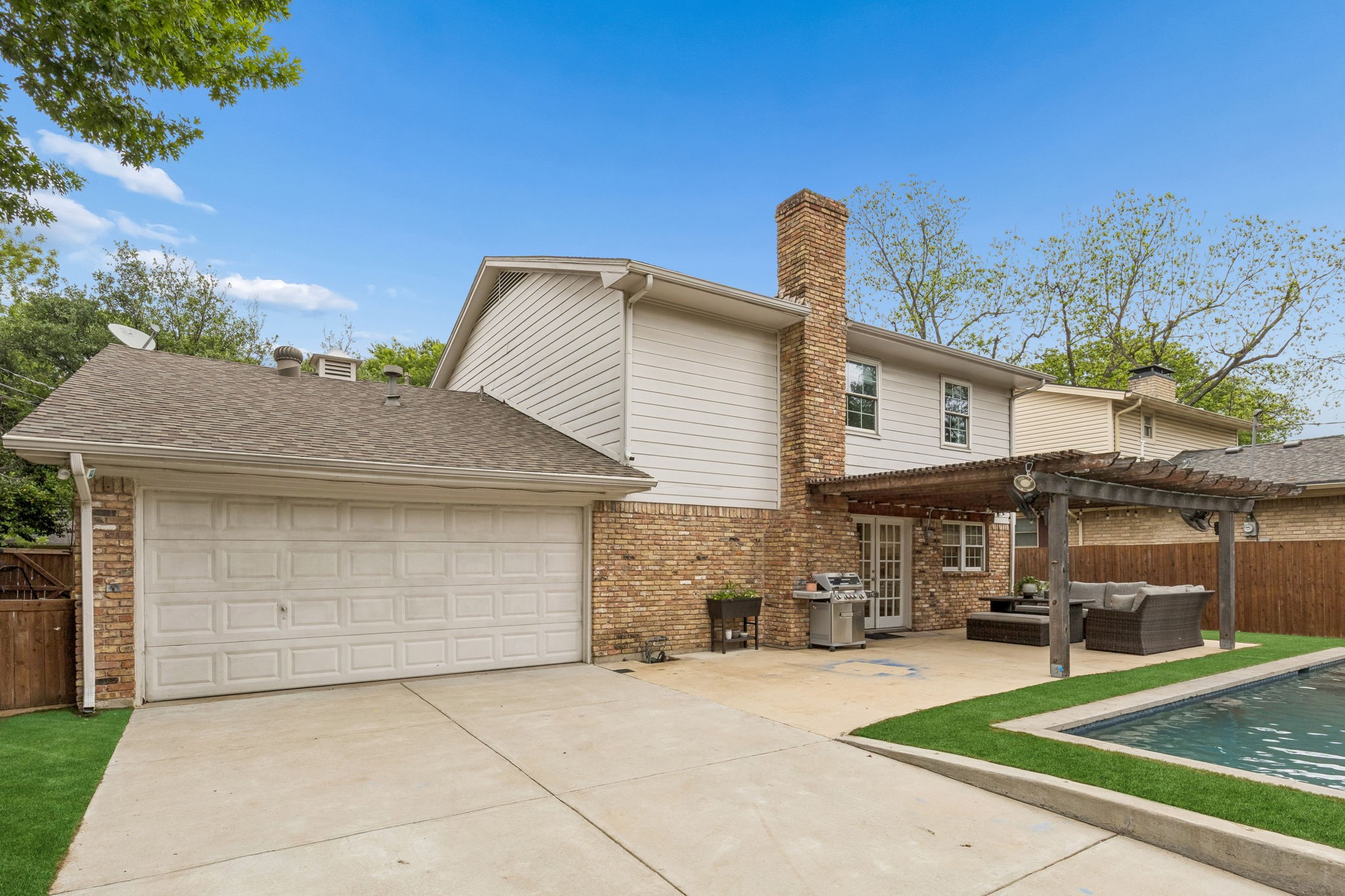 9717 Bellewood Drive