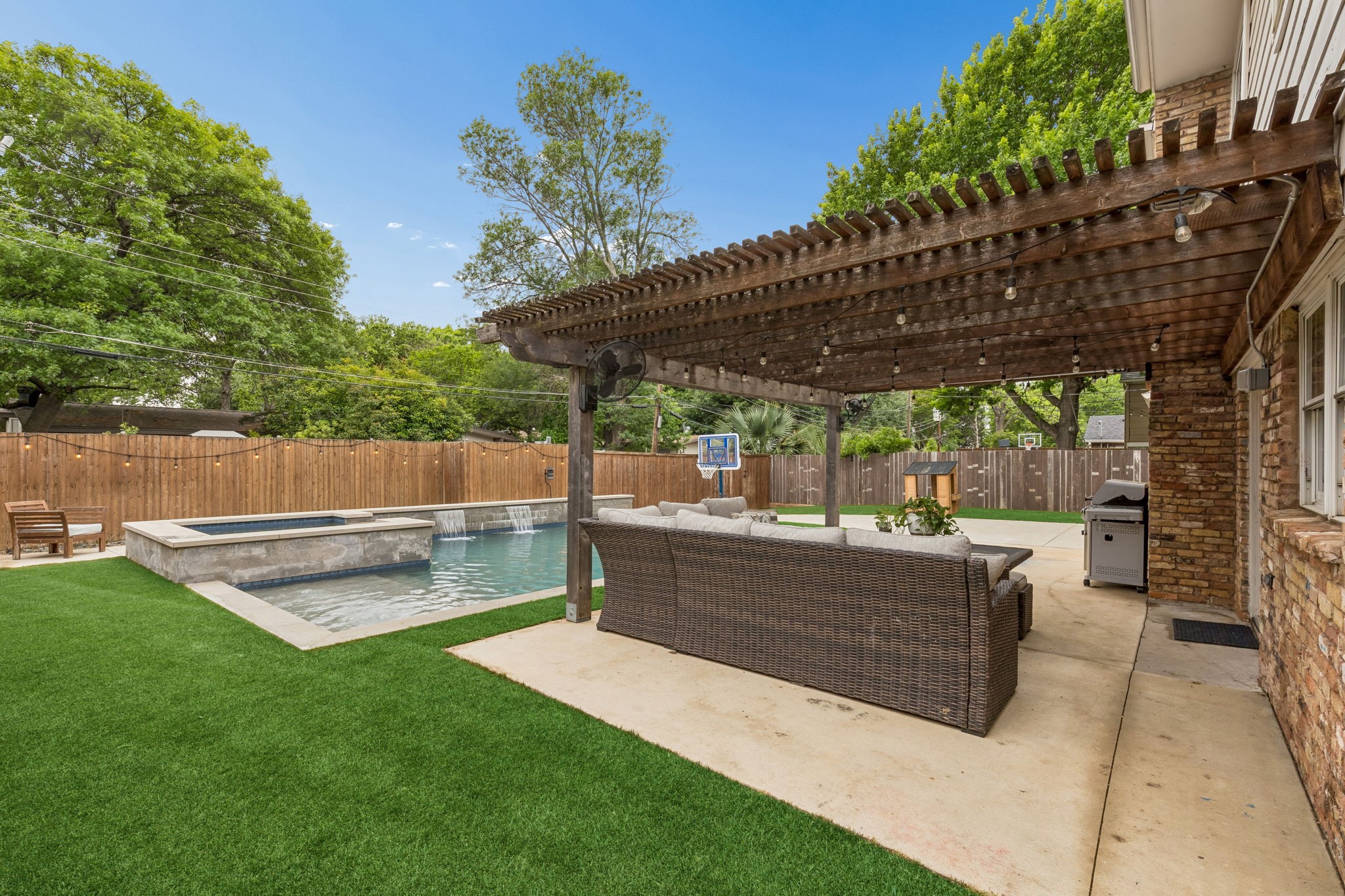 9717 Bellewood Drive