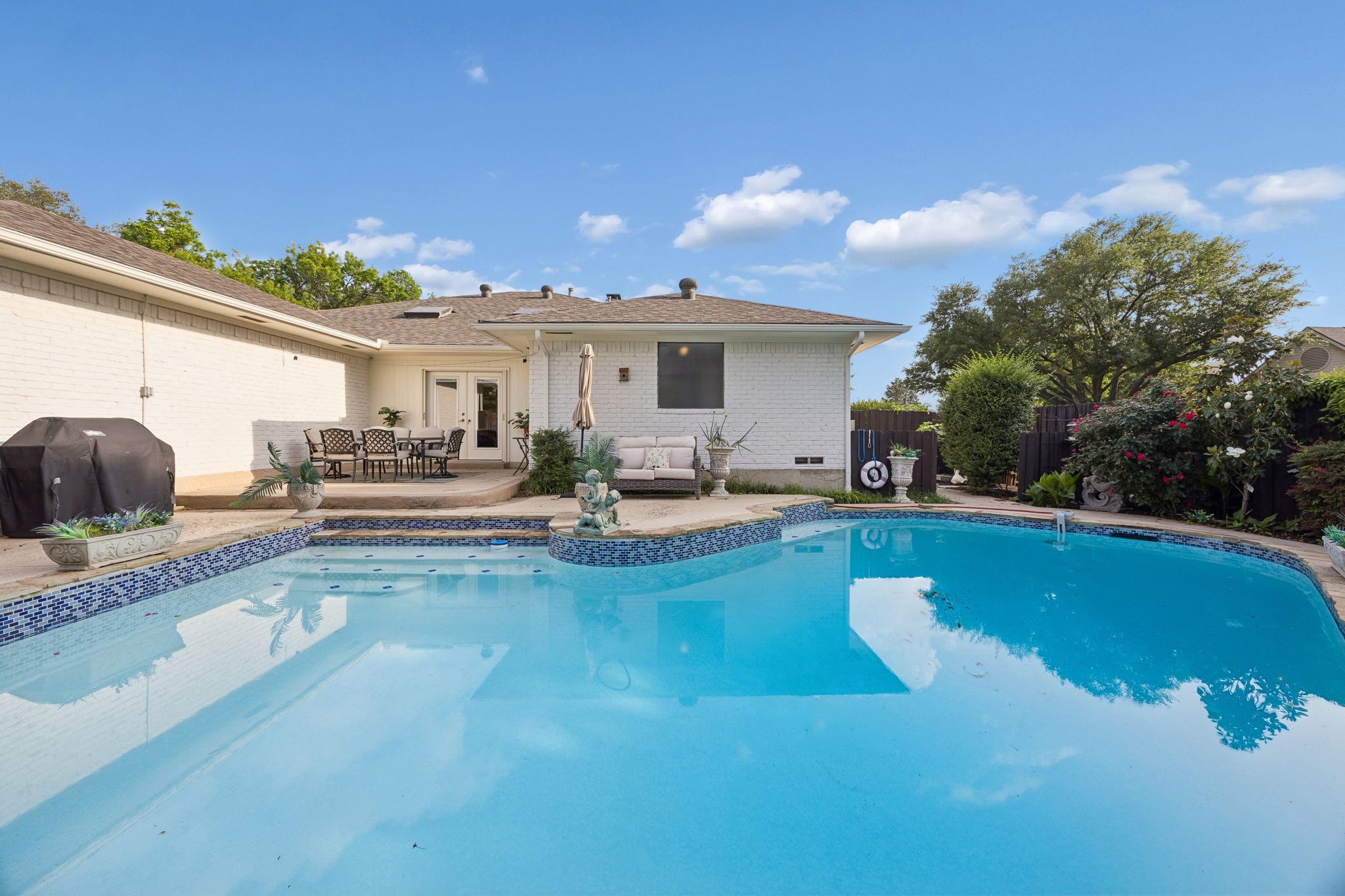 8721 Lacrosse Drive