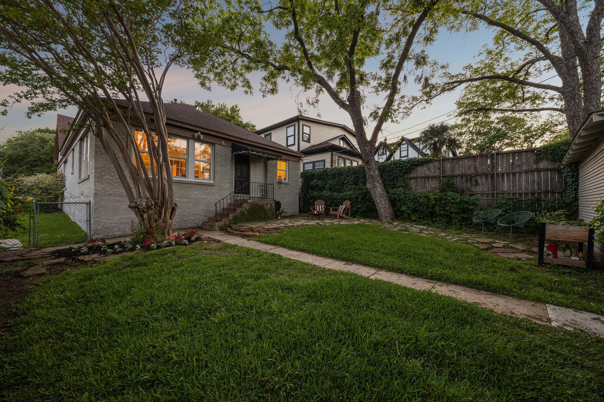 816 Newell Avenue