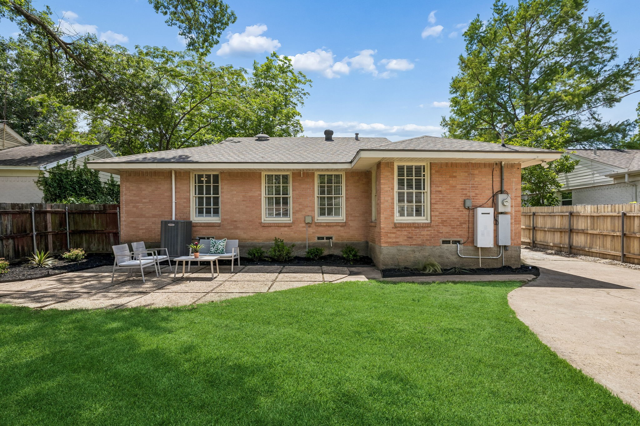 10156 Baronne Circle