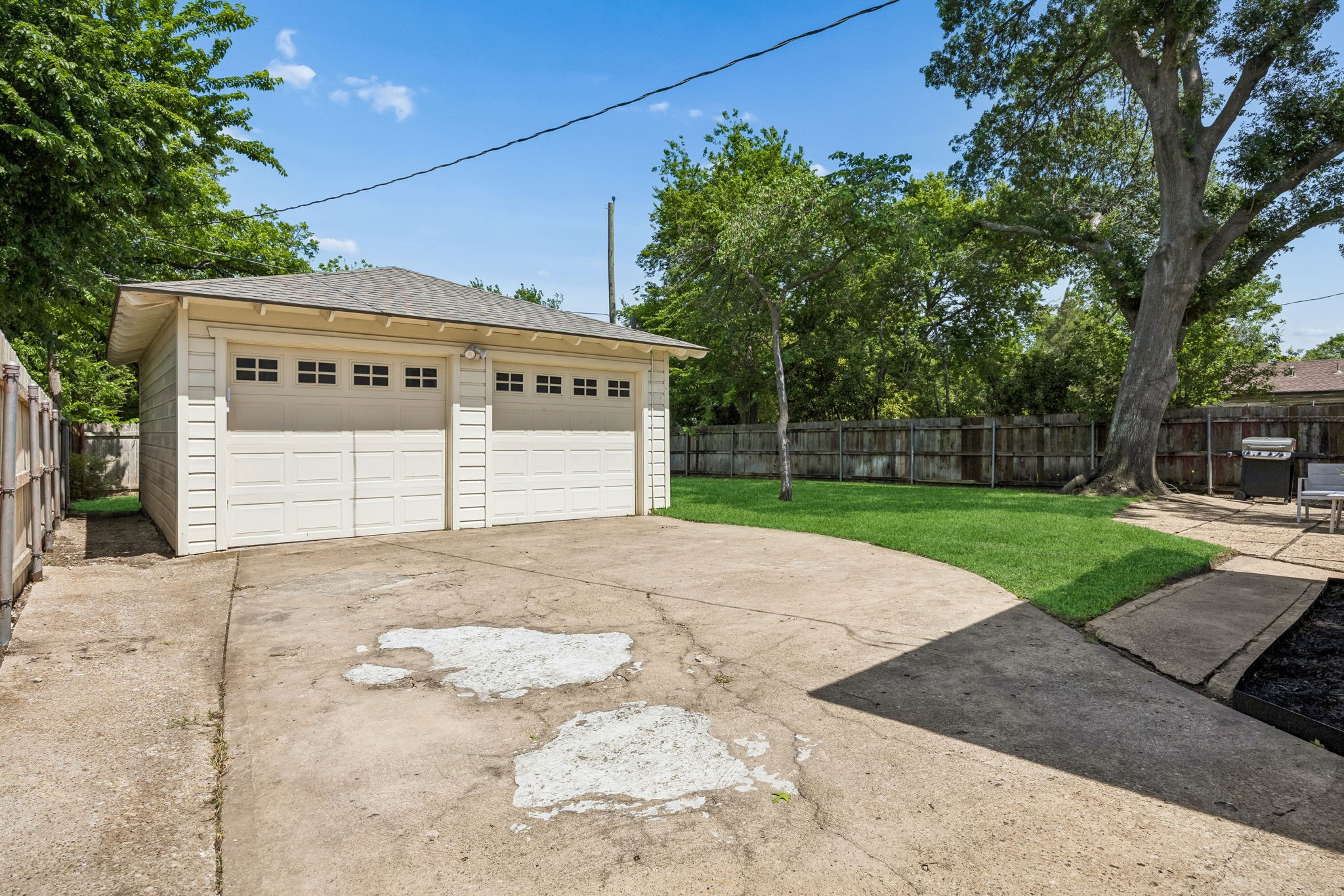 10156 Baronne Circle
