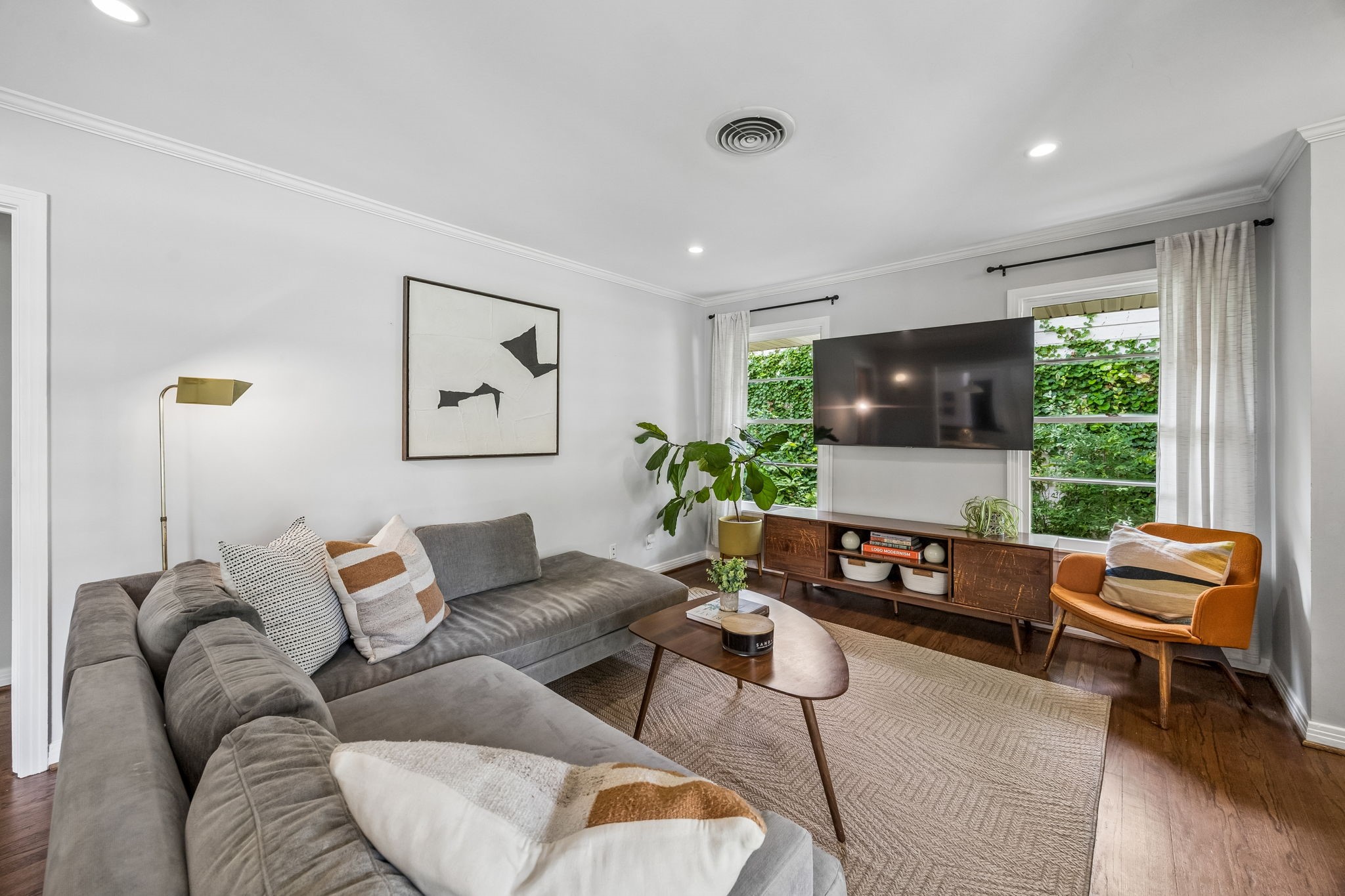 10156 Baronne Circle