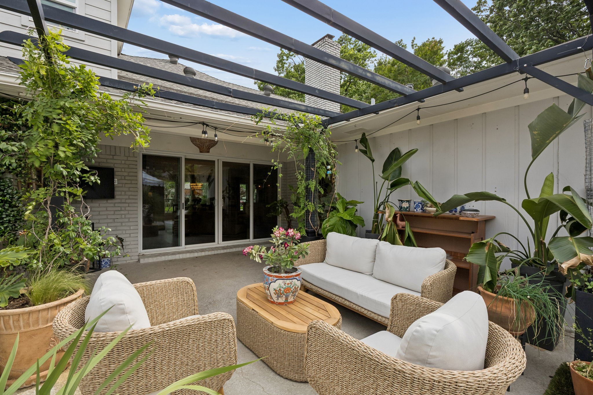 9927 Edgecove Drive