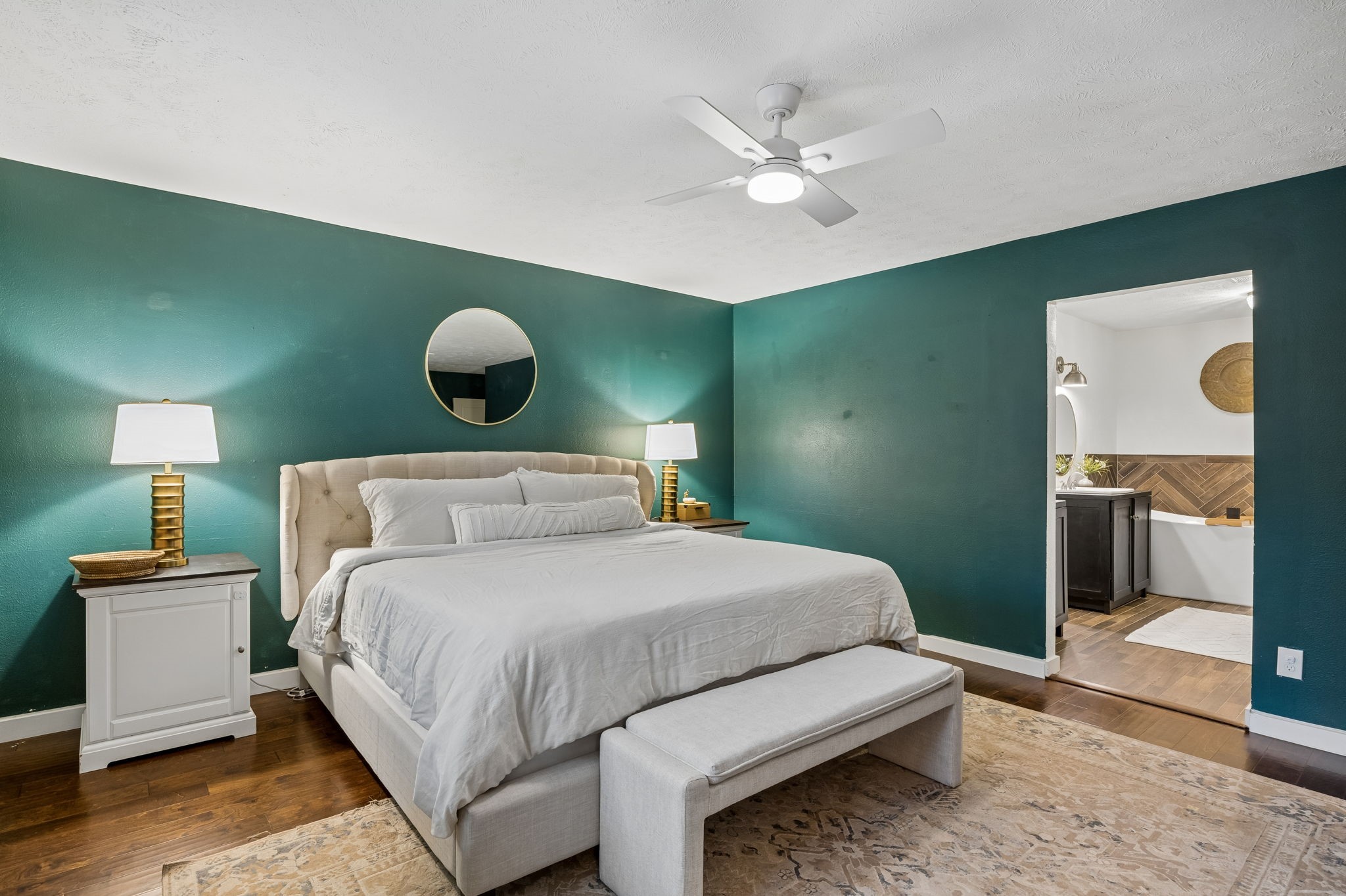 9927 Edgecove Drive