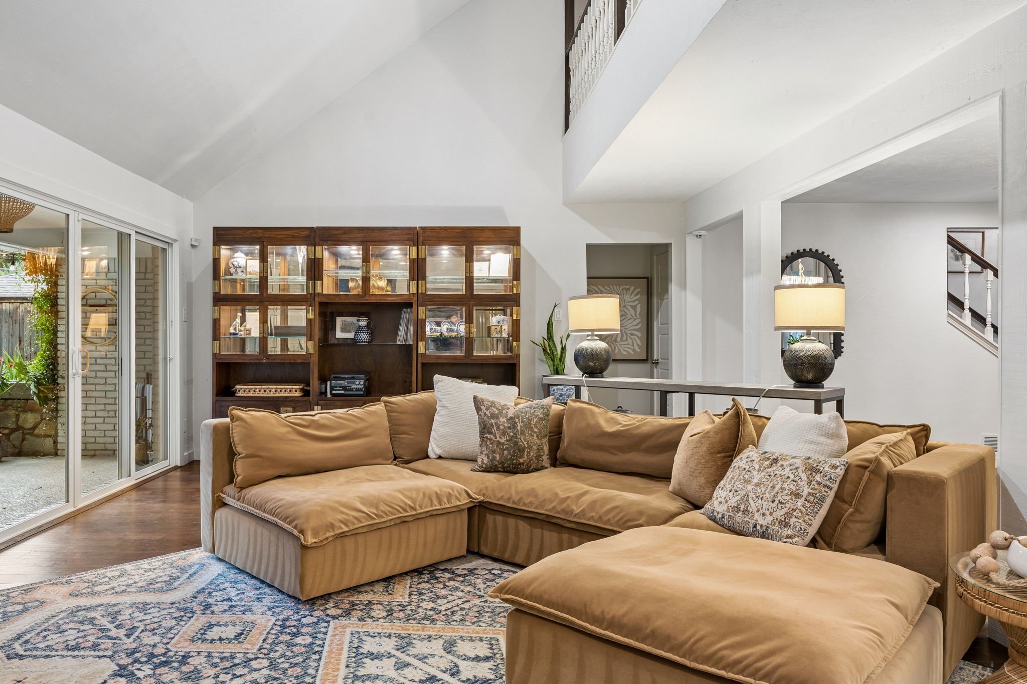 9927 Edgecove Drive