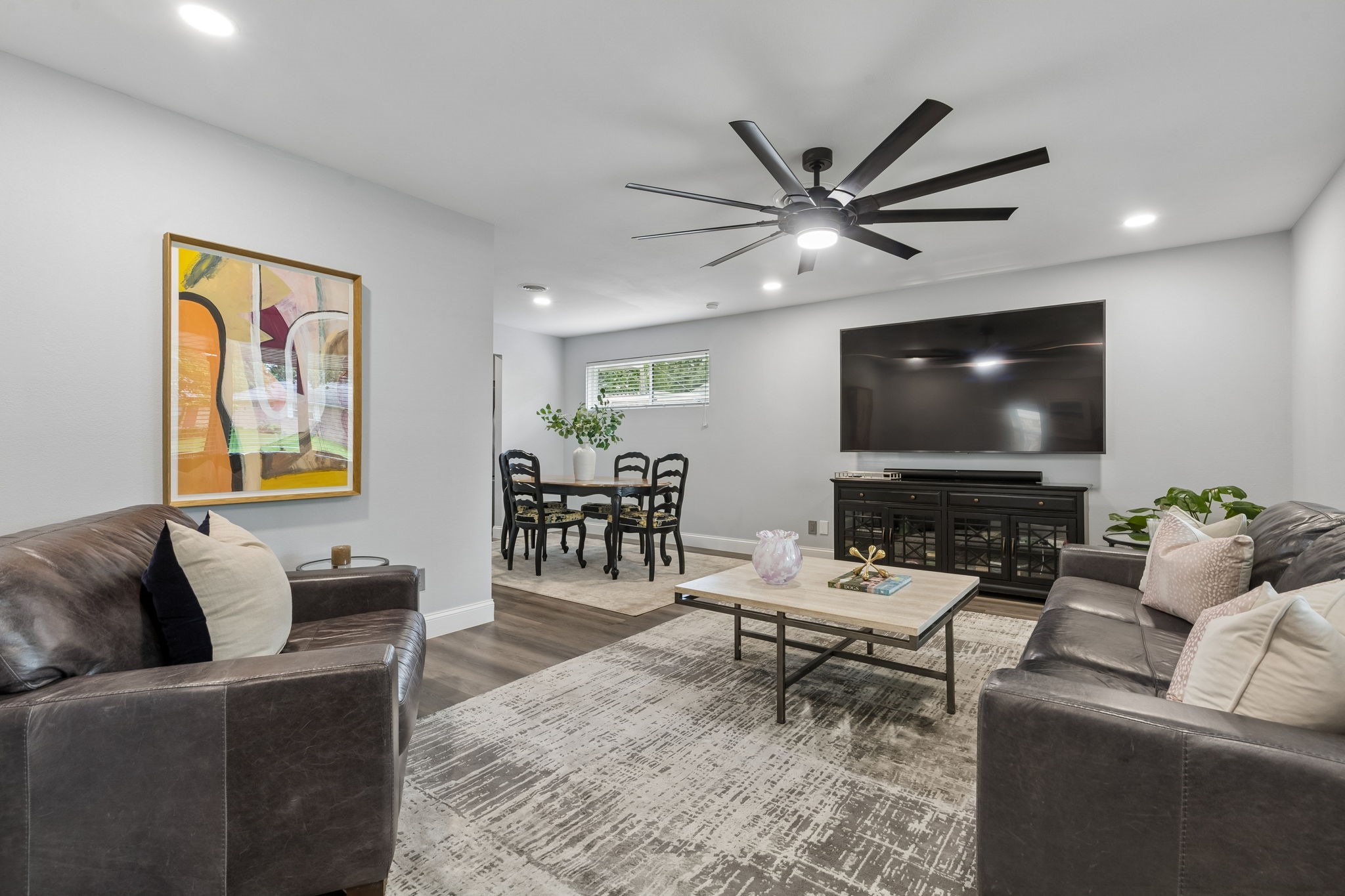 10612 Estate Lane