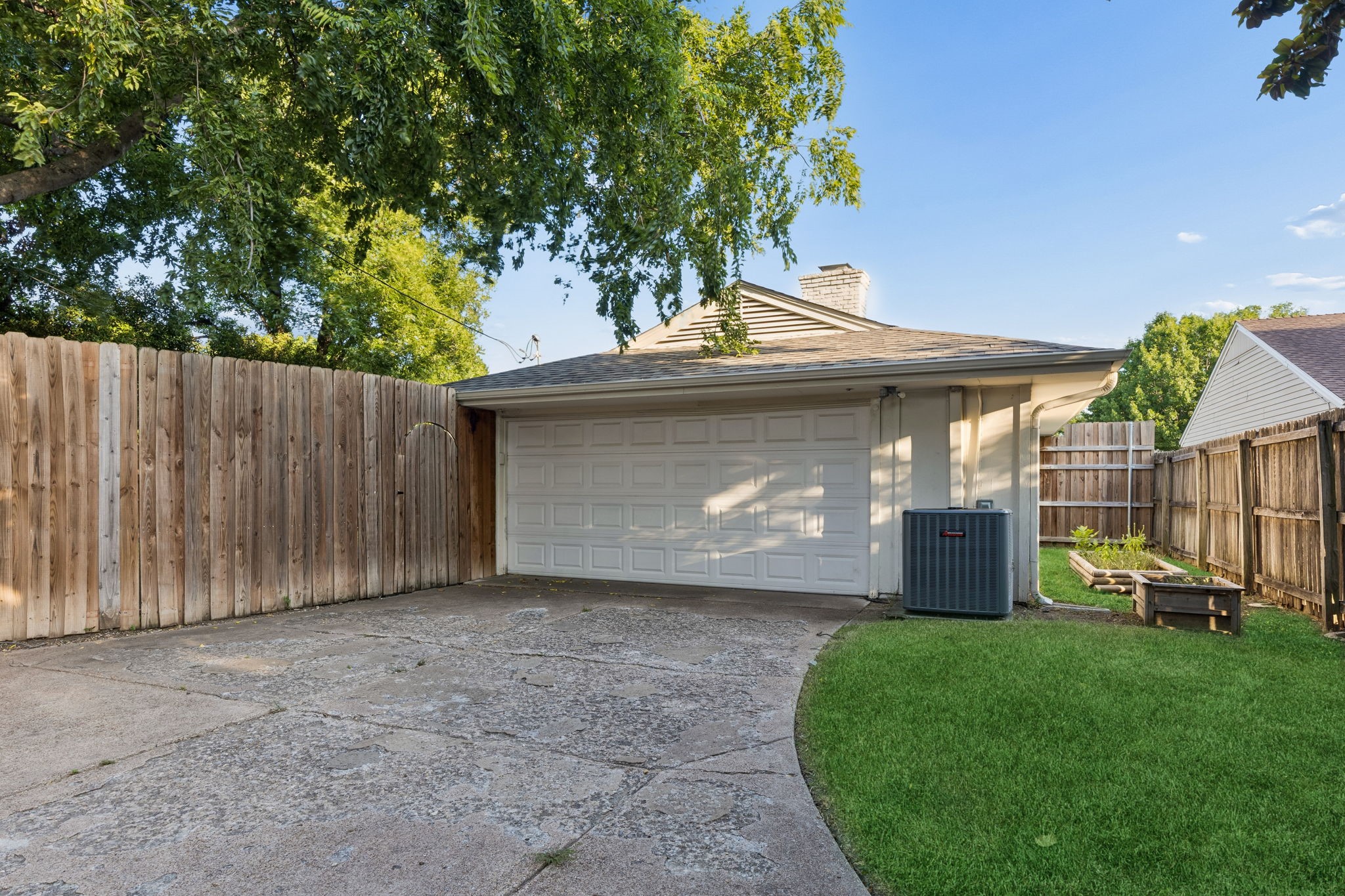 10647 Chesterton Drive