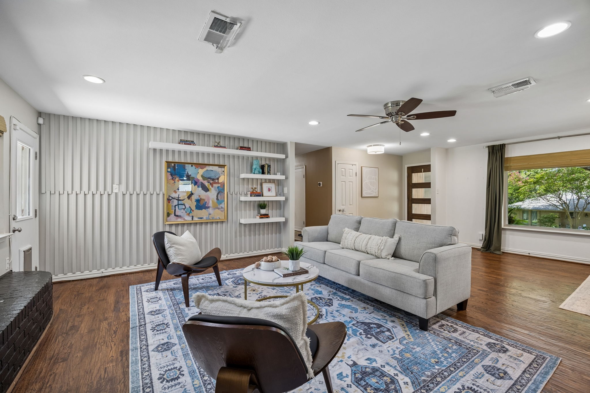 9605 Crestedge Drive
