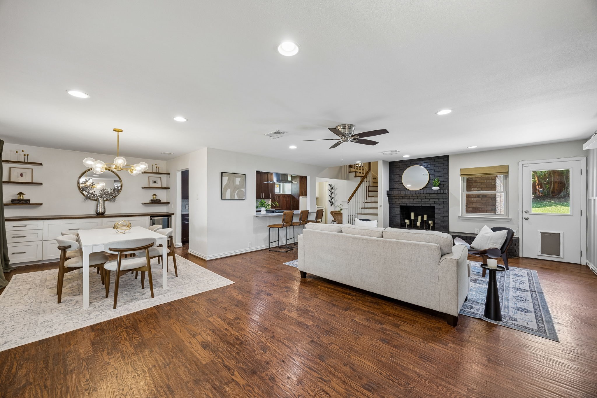 9605 Crestedge Drive