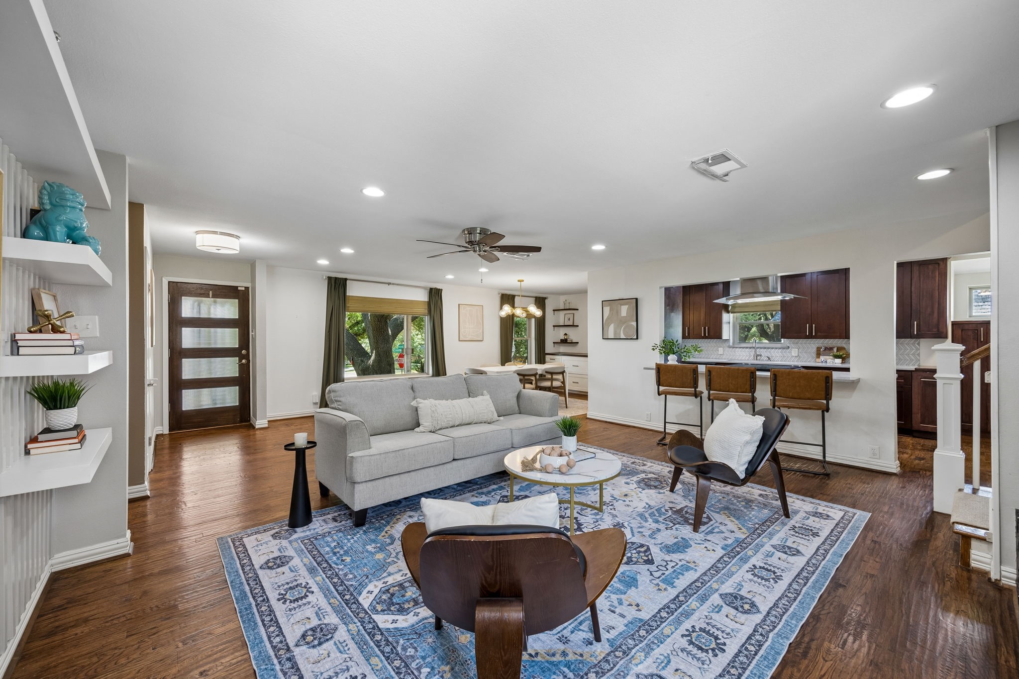 9605 Crestedge Drive