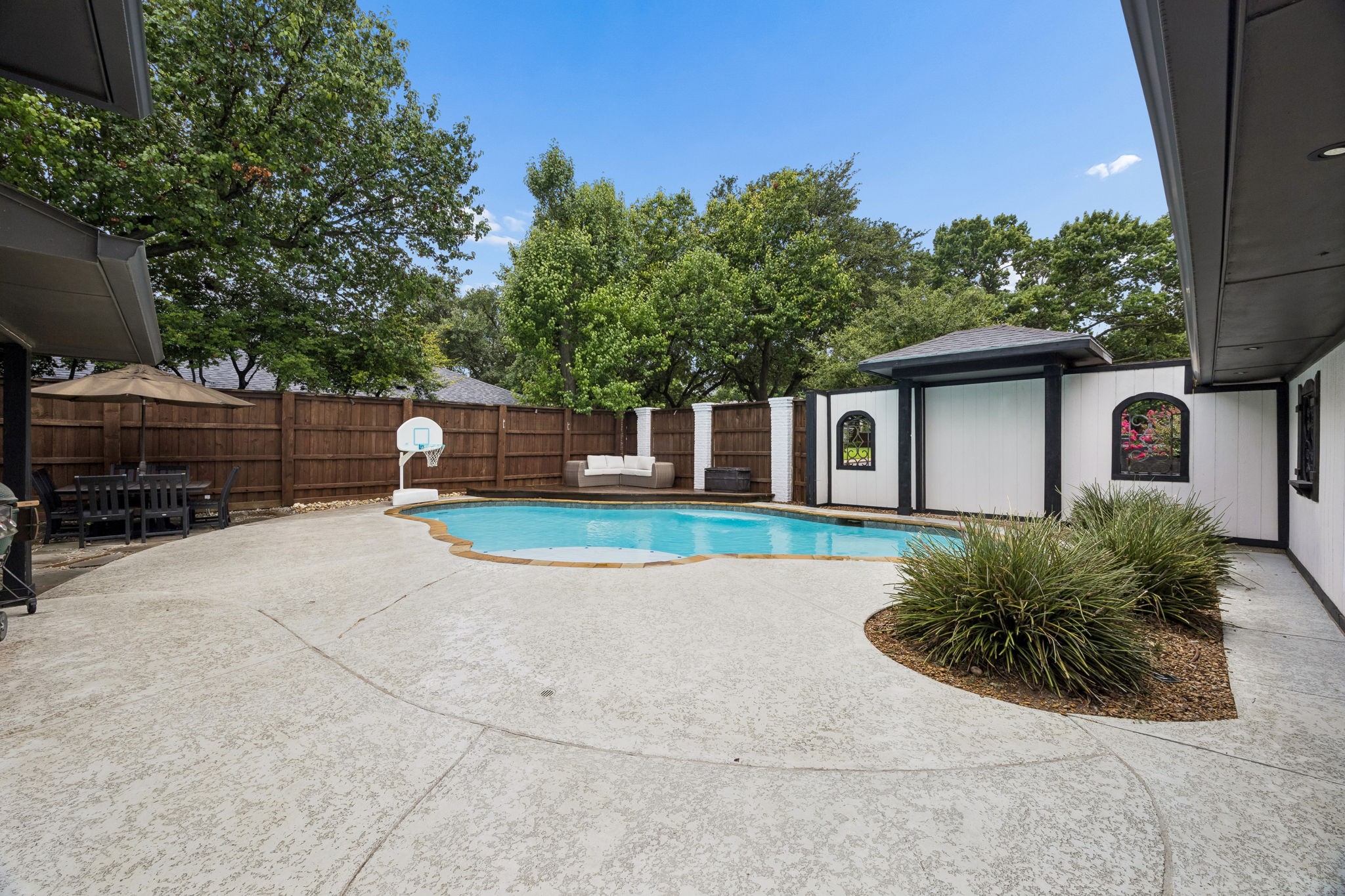 16814 Deer Park Drive