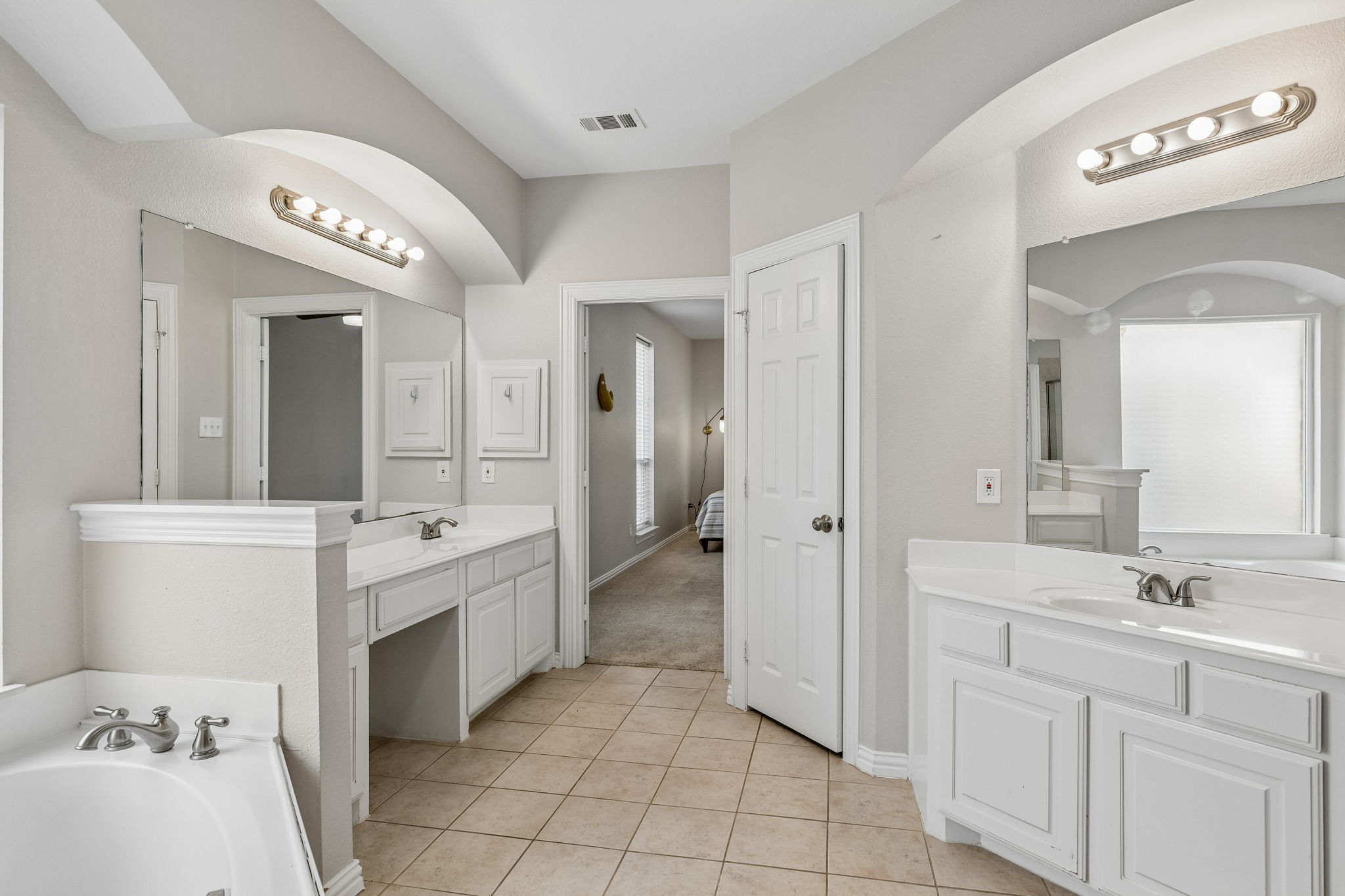 2245 Jaguar Drive