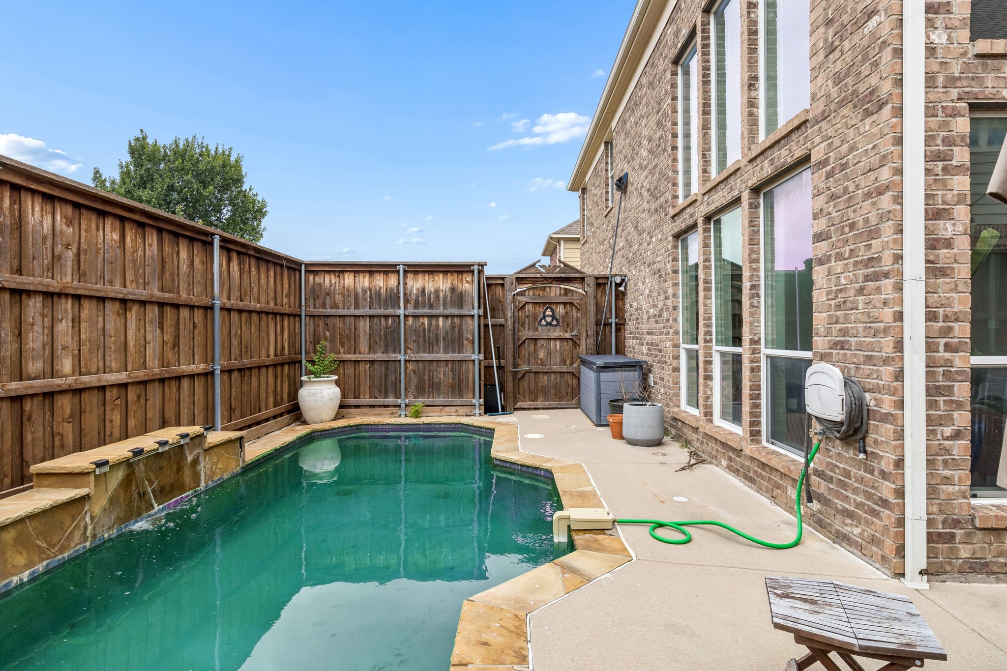 2245 Jaguar Drive