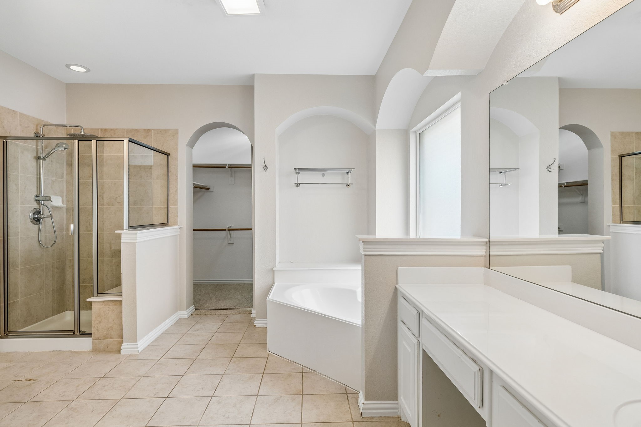 2245 Jaguar Drive