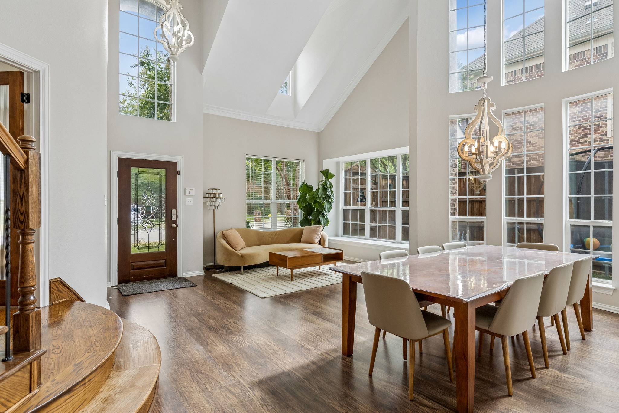 2245 Jaguar Drive