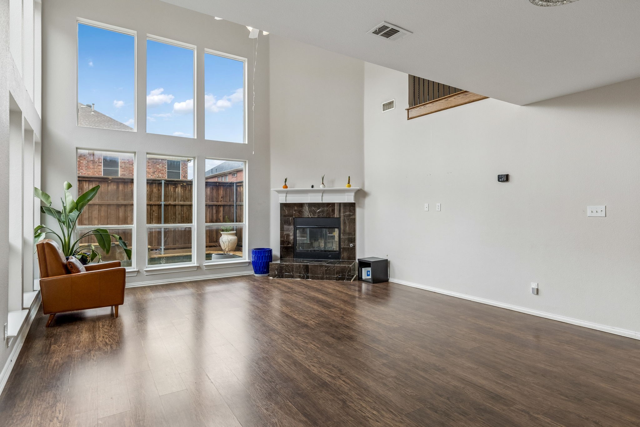 2245 Jaguar Drive