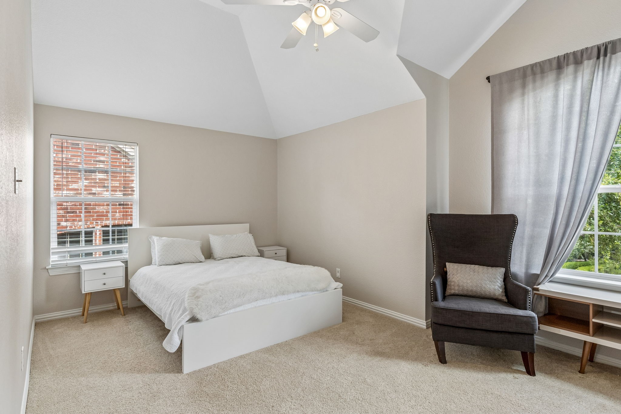 2245 Jaguar Drive