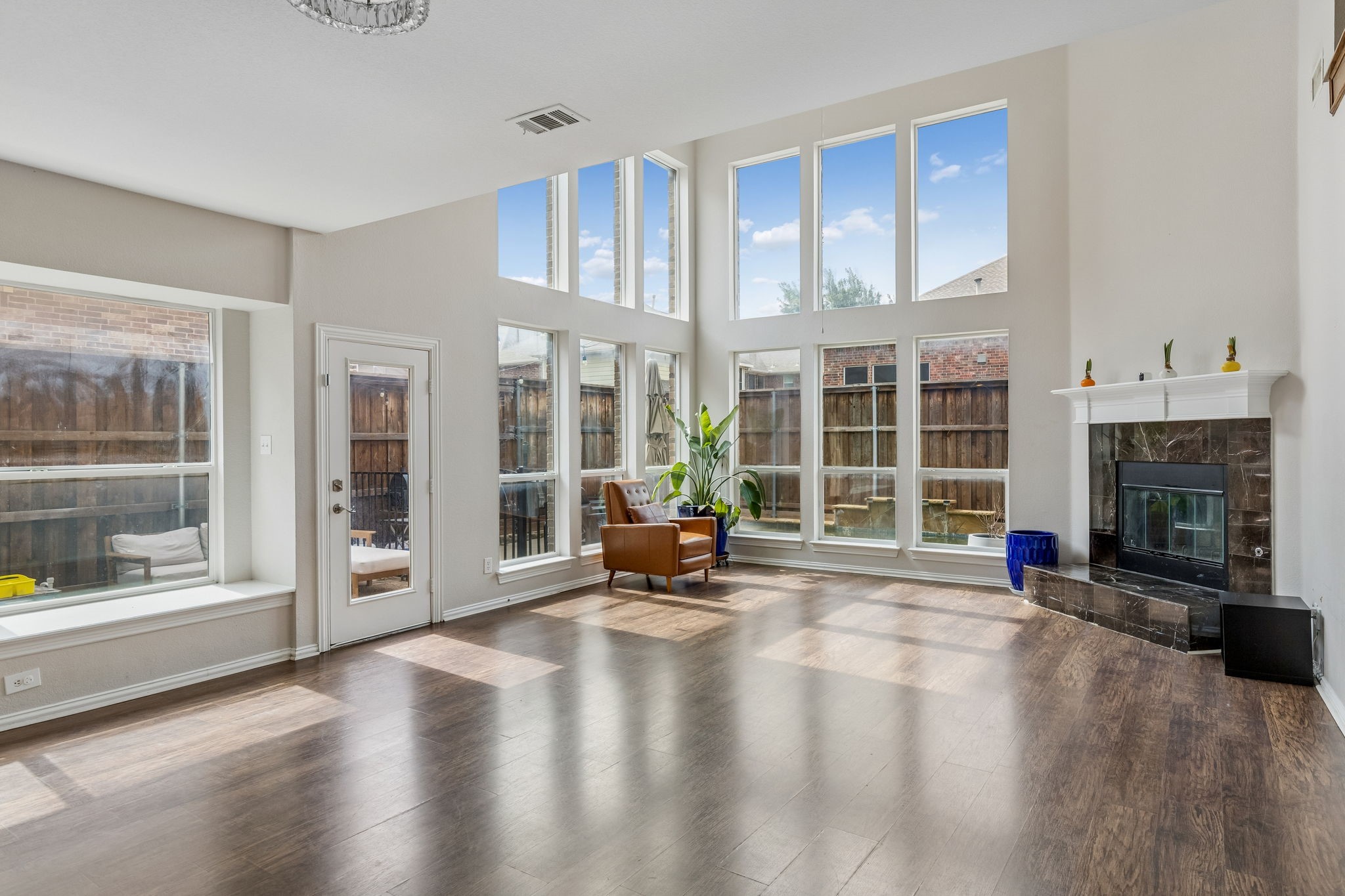 2245 Jaguar Drive