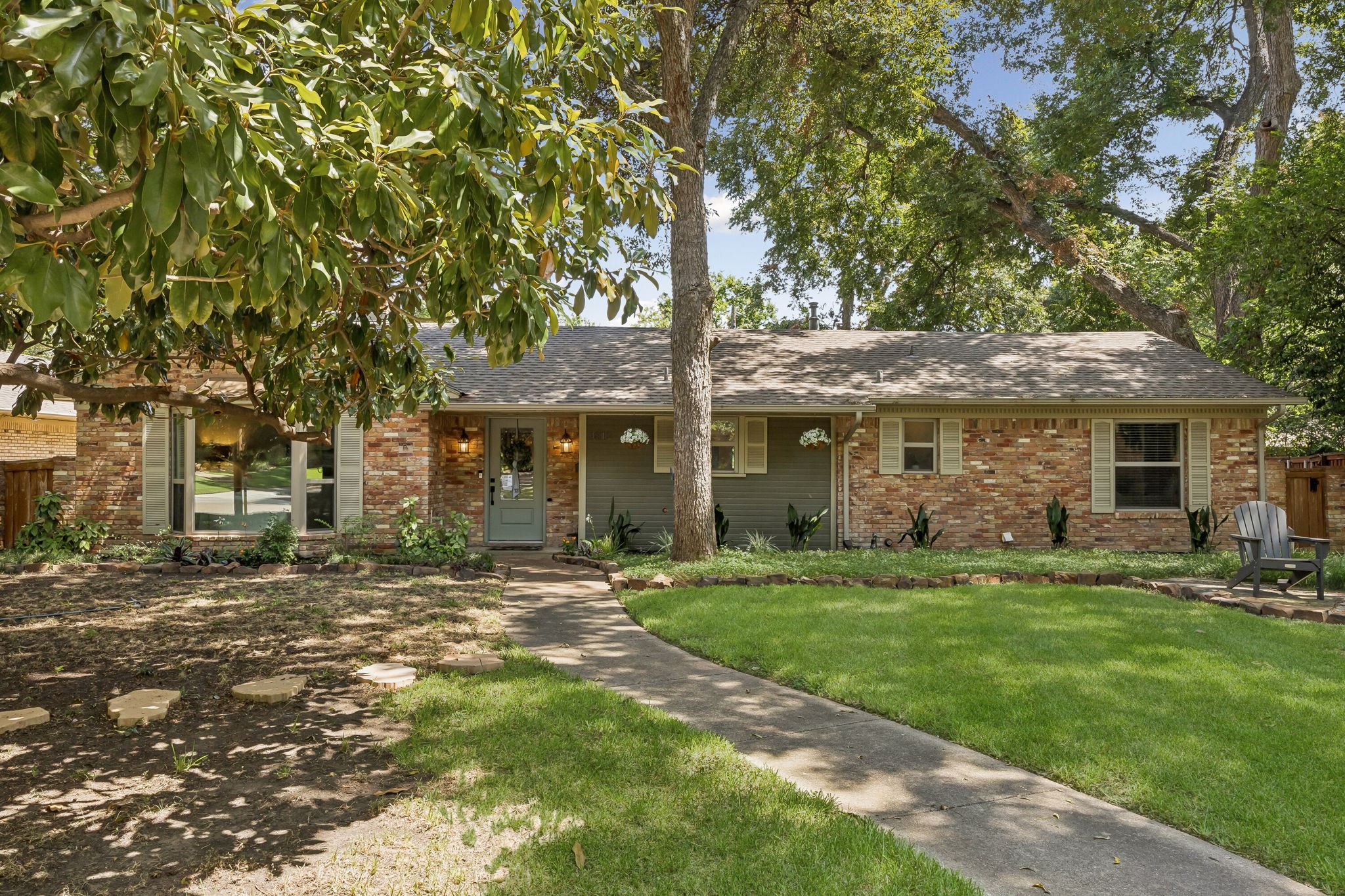 9812 Ravensway Drive