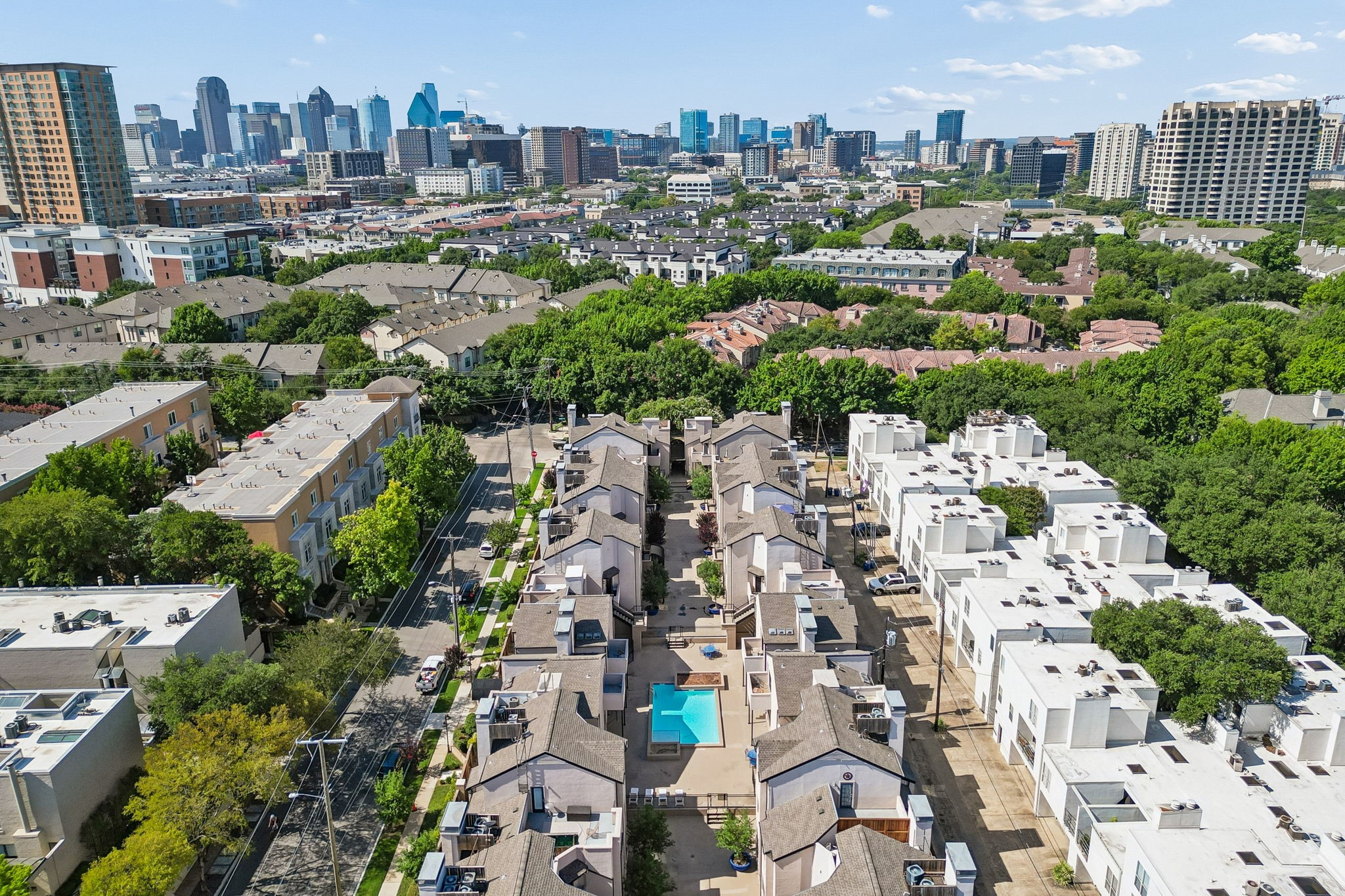 3901 Travis Street 100