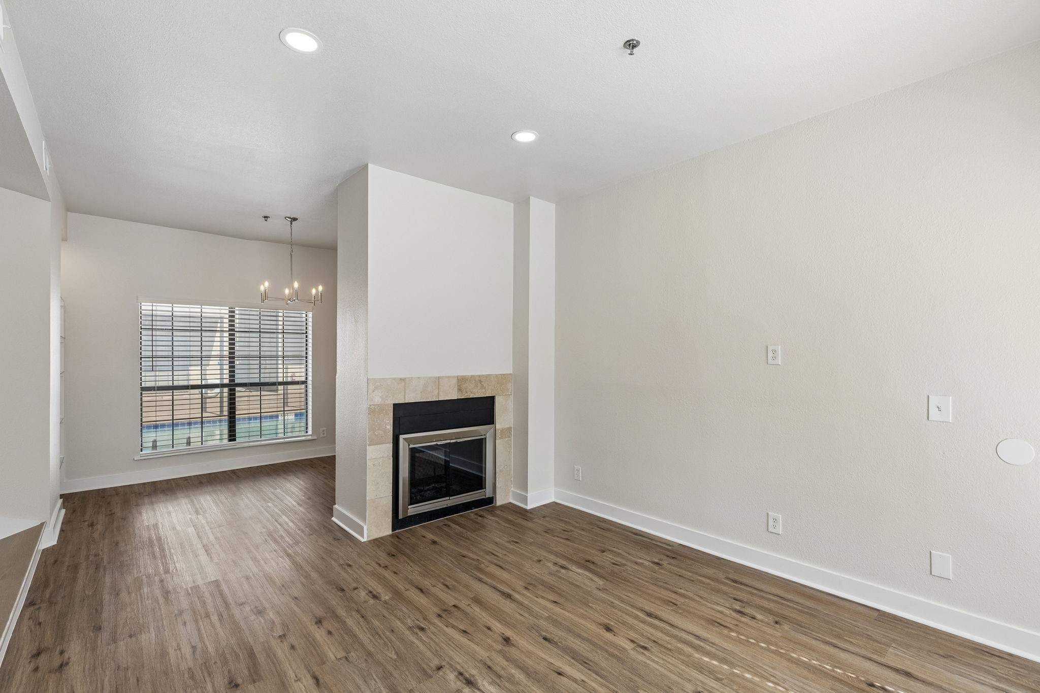 3901 Travis Street 100