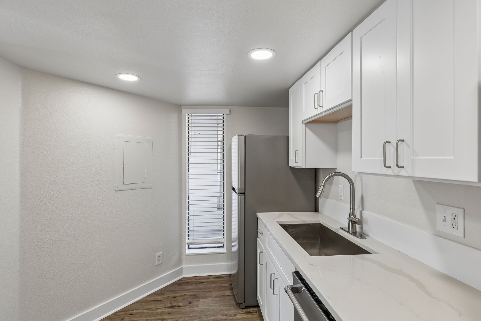 3901 Travis Street 100