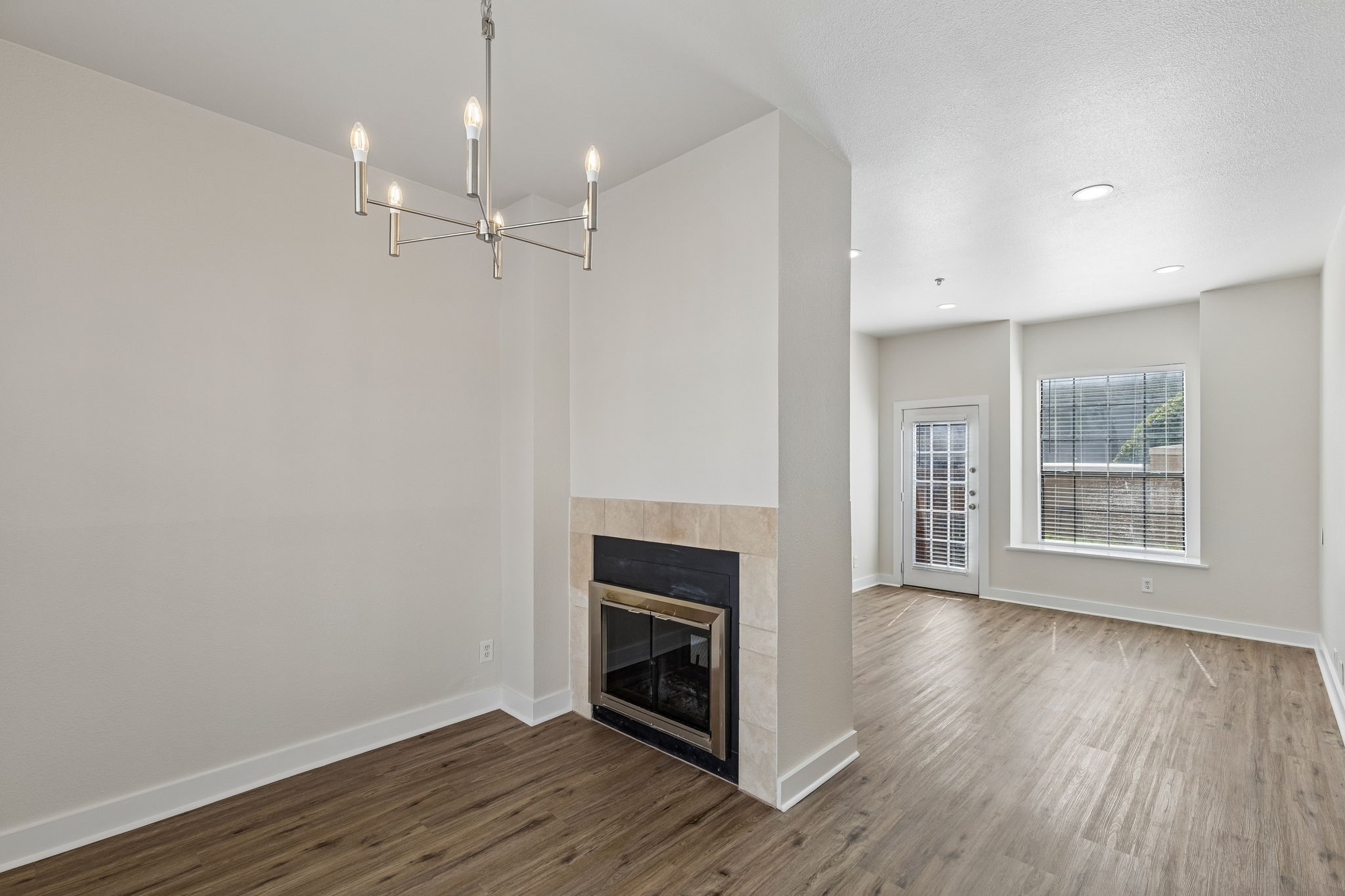 3901 Travis Street 100