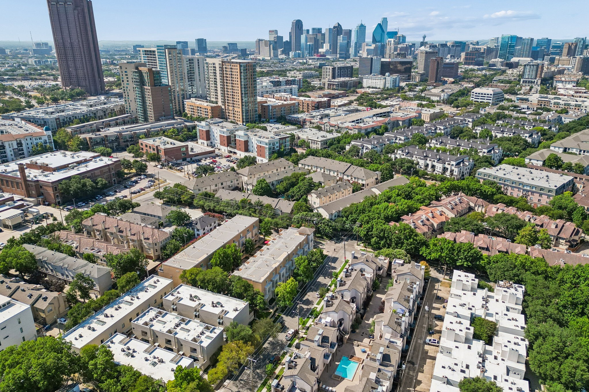 3901 Travis Street 100