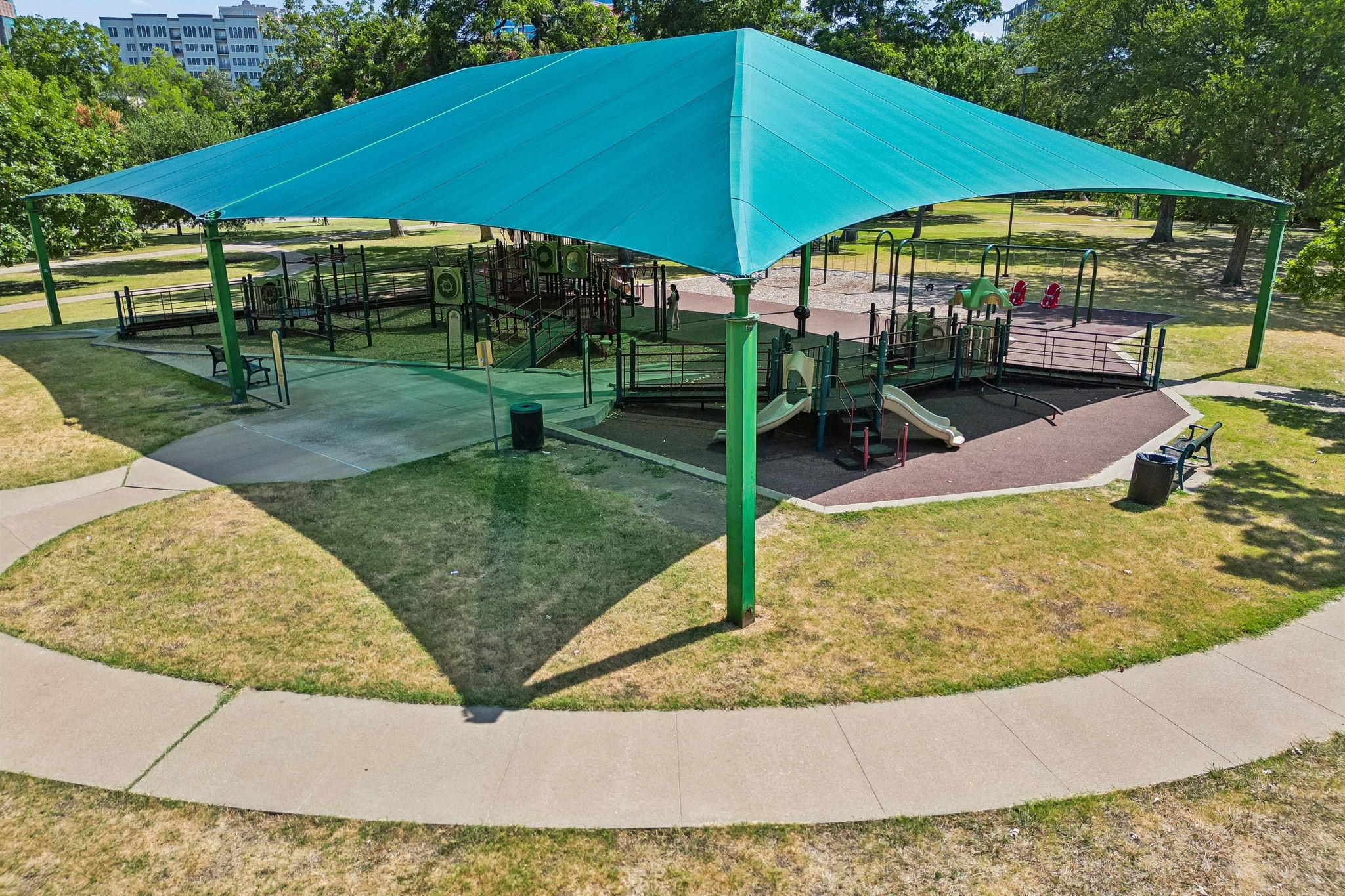 3901 Travis Street 100