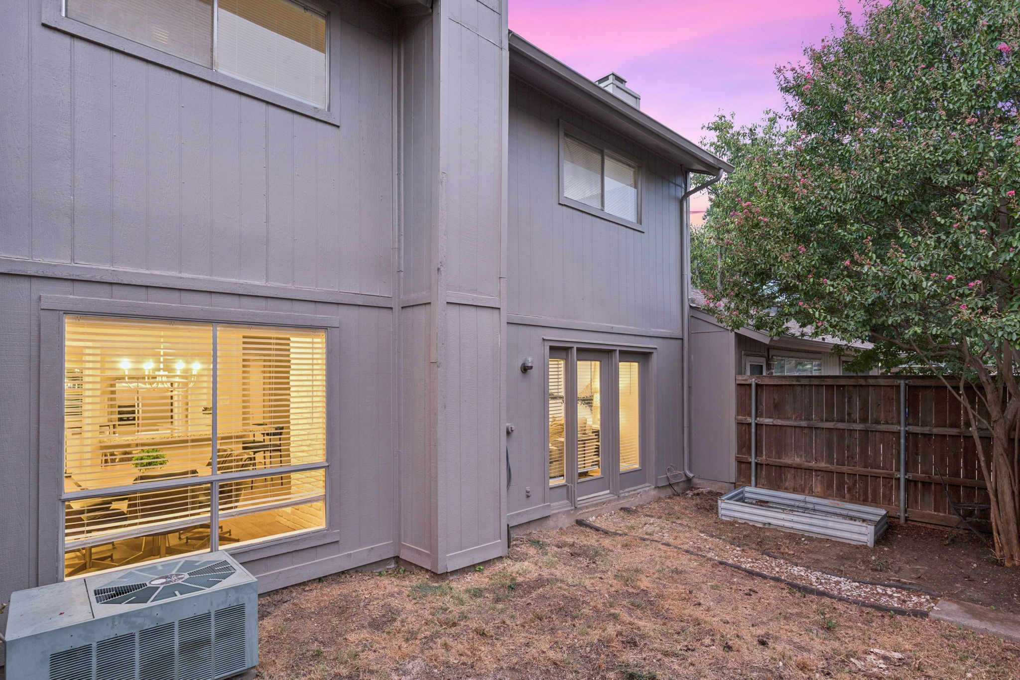 9622 Highland View Drive