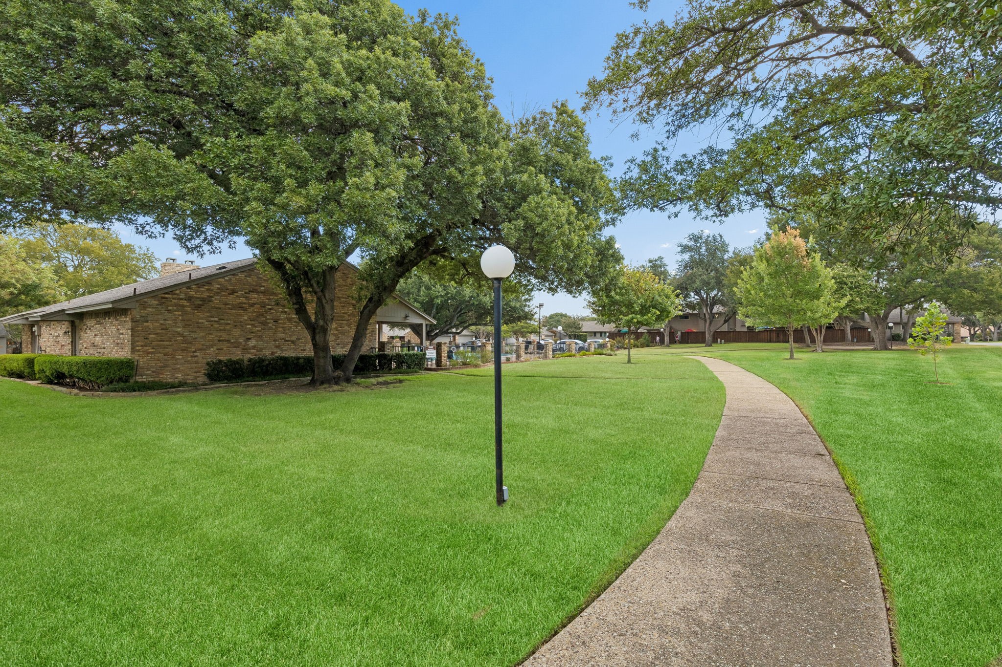9622 Highland View Drive