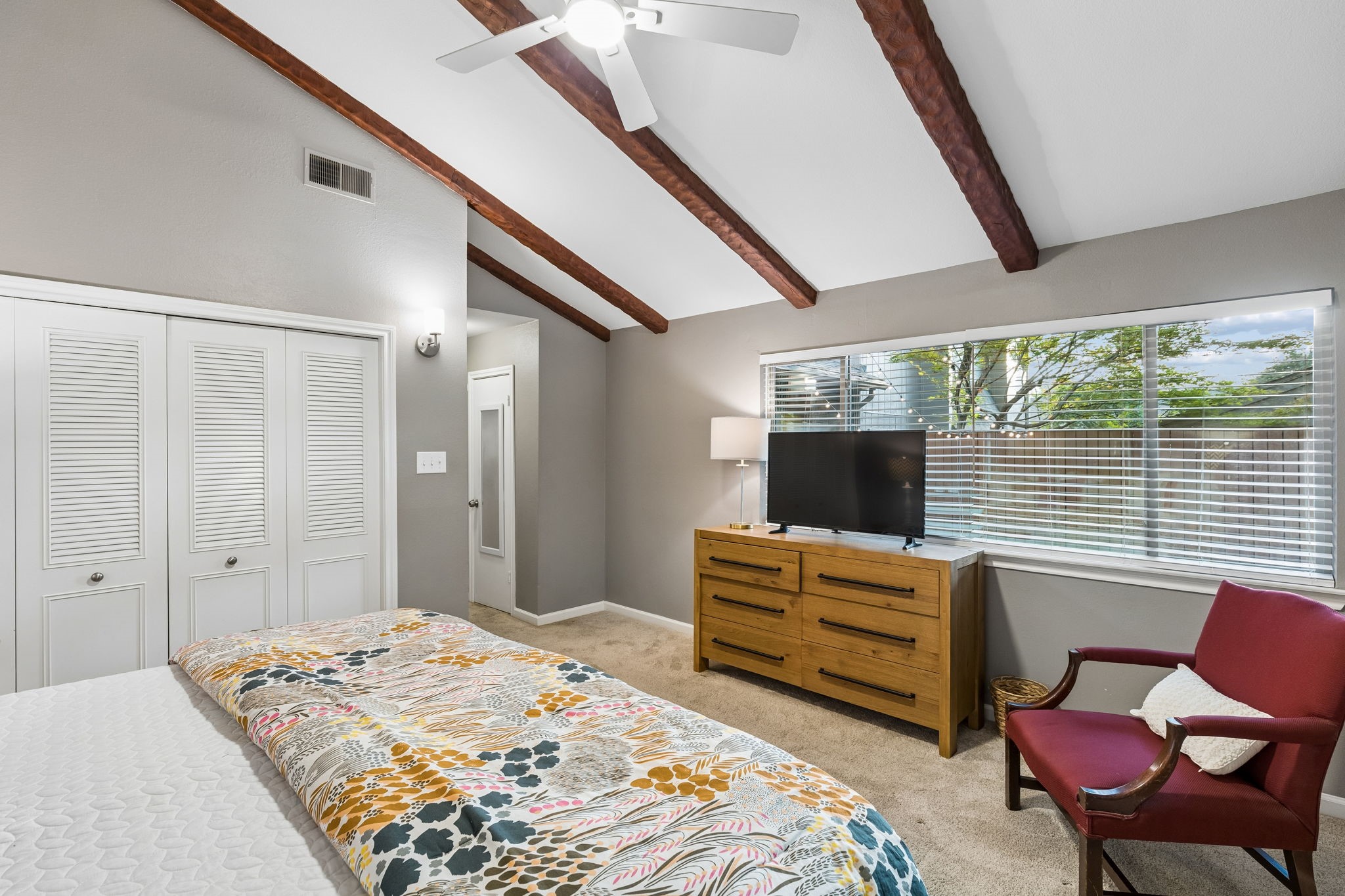 9622 Highland View Drive